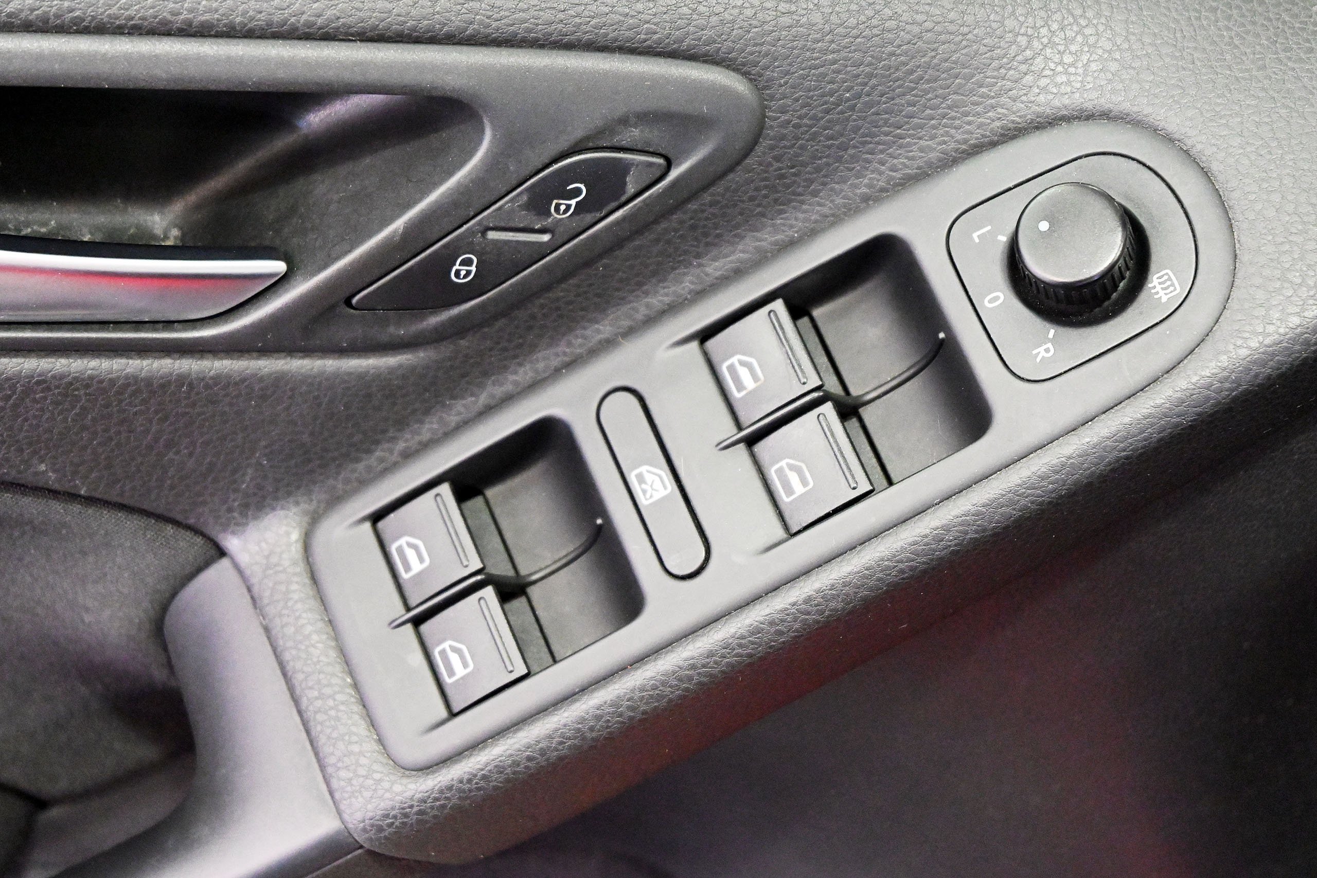 Foto Volkswagen Golf 23