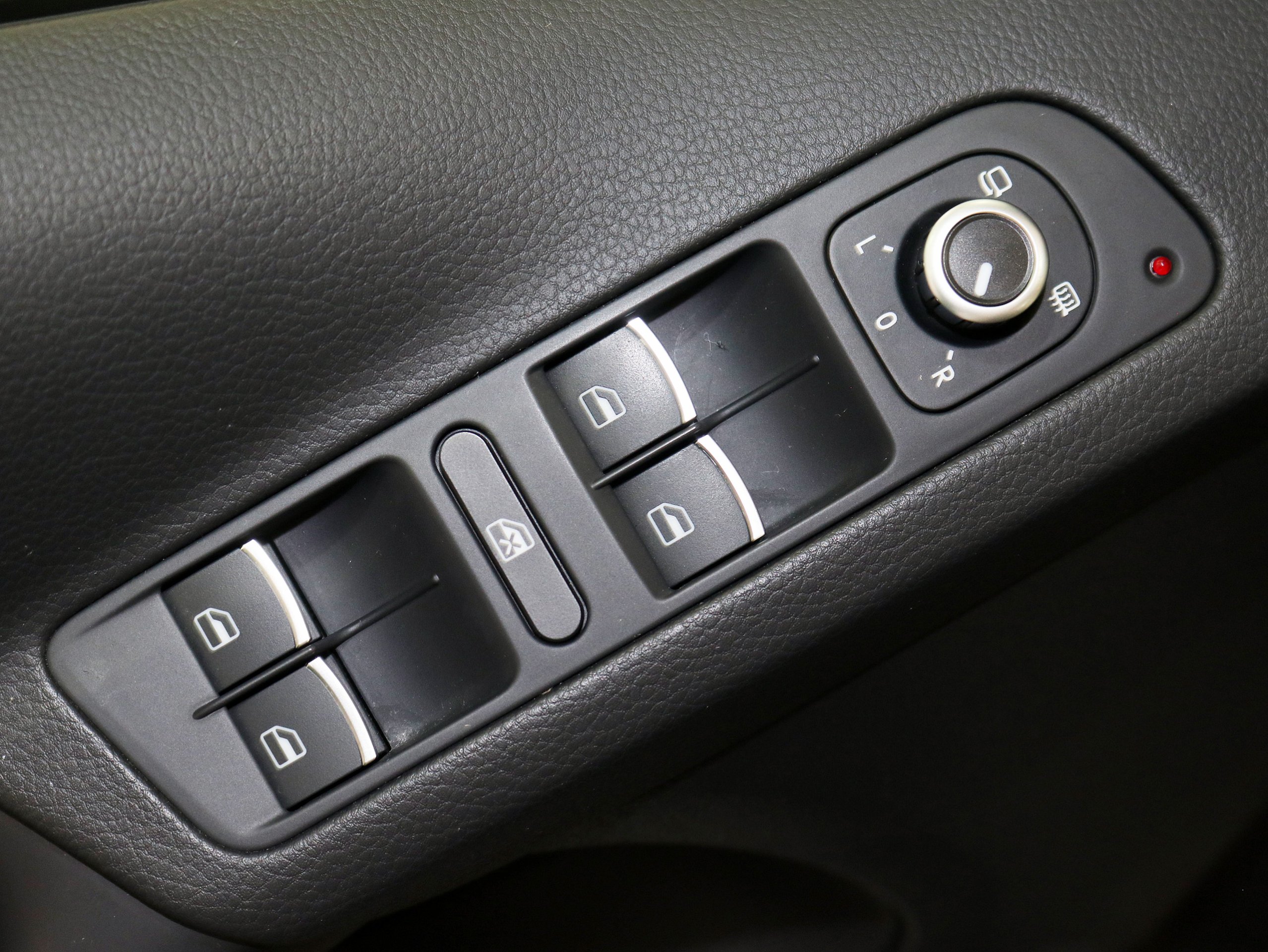Foto Volkswagen Tiguan 32