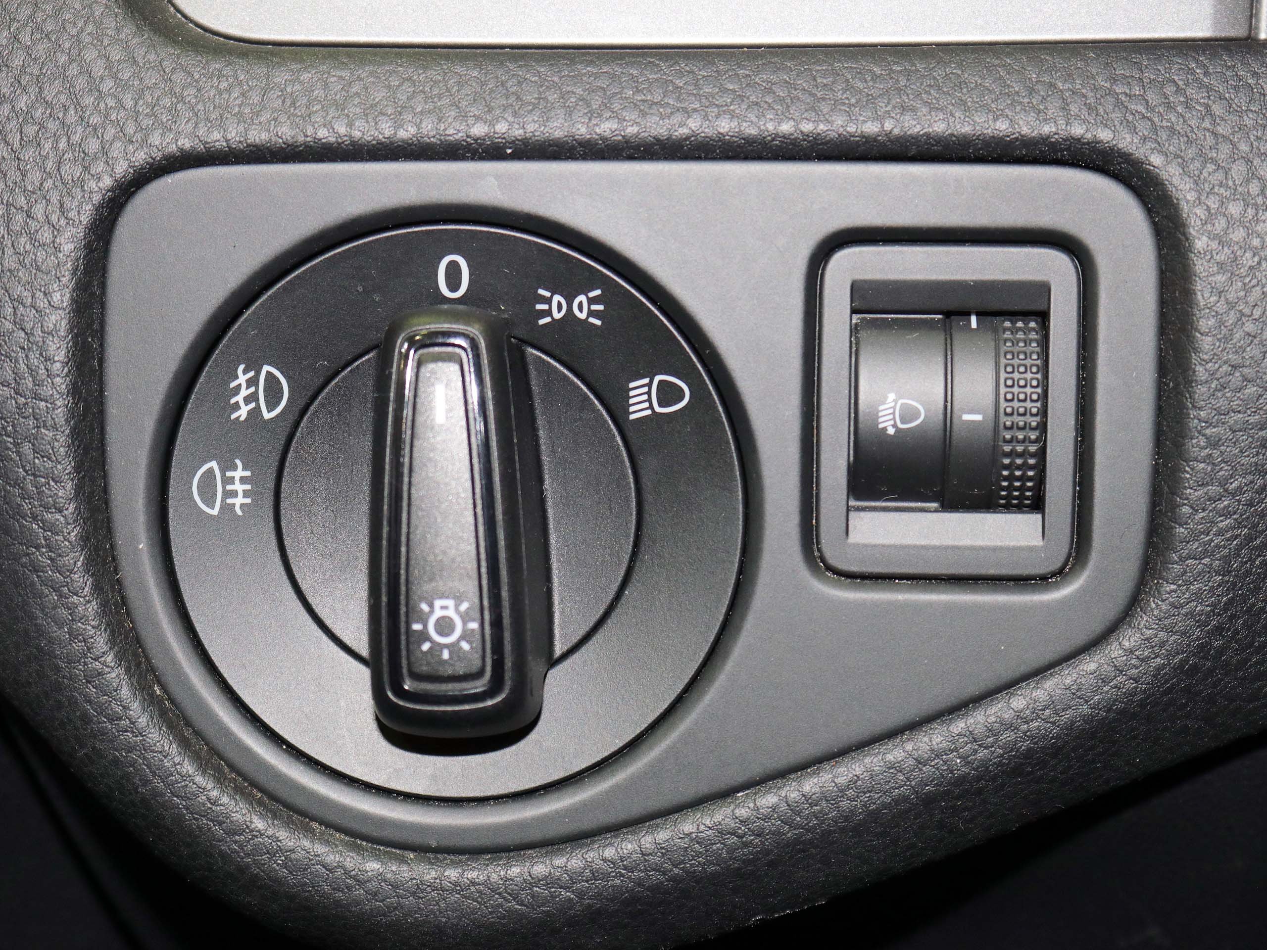 Foto Volkswagen Golf 26
