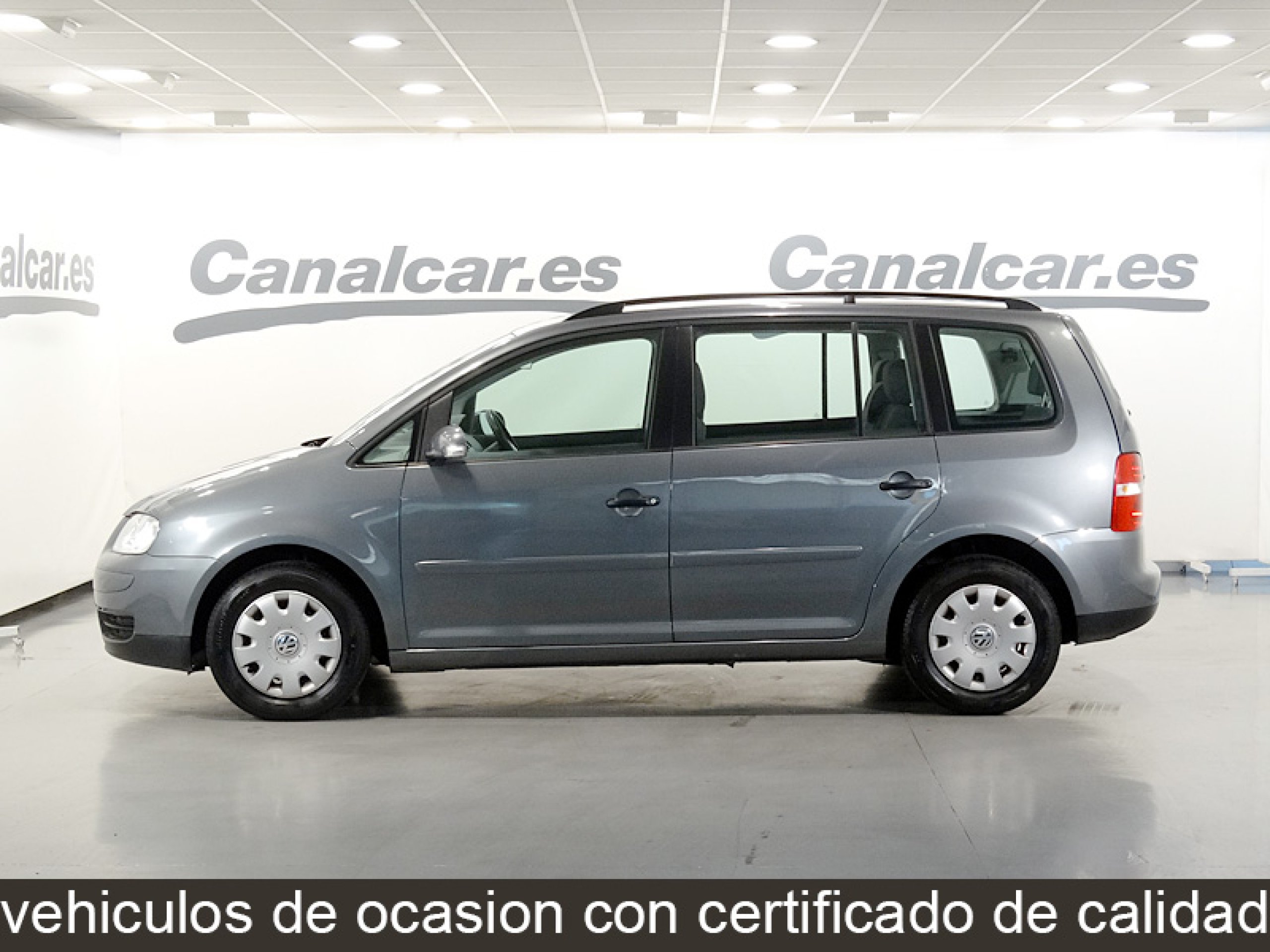 Foto Volkswagen Touran 11