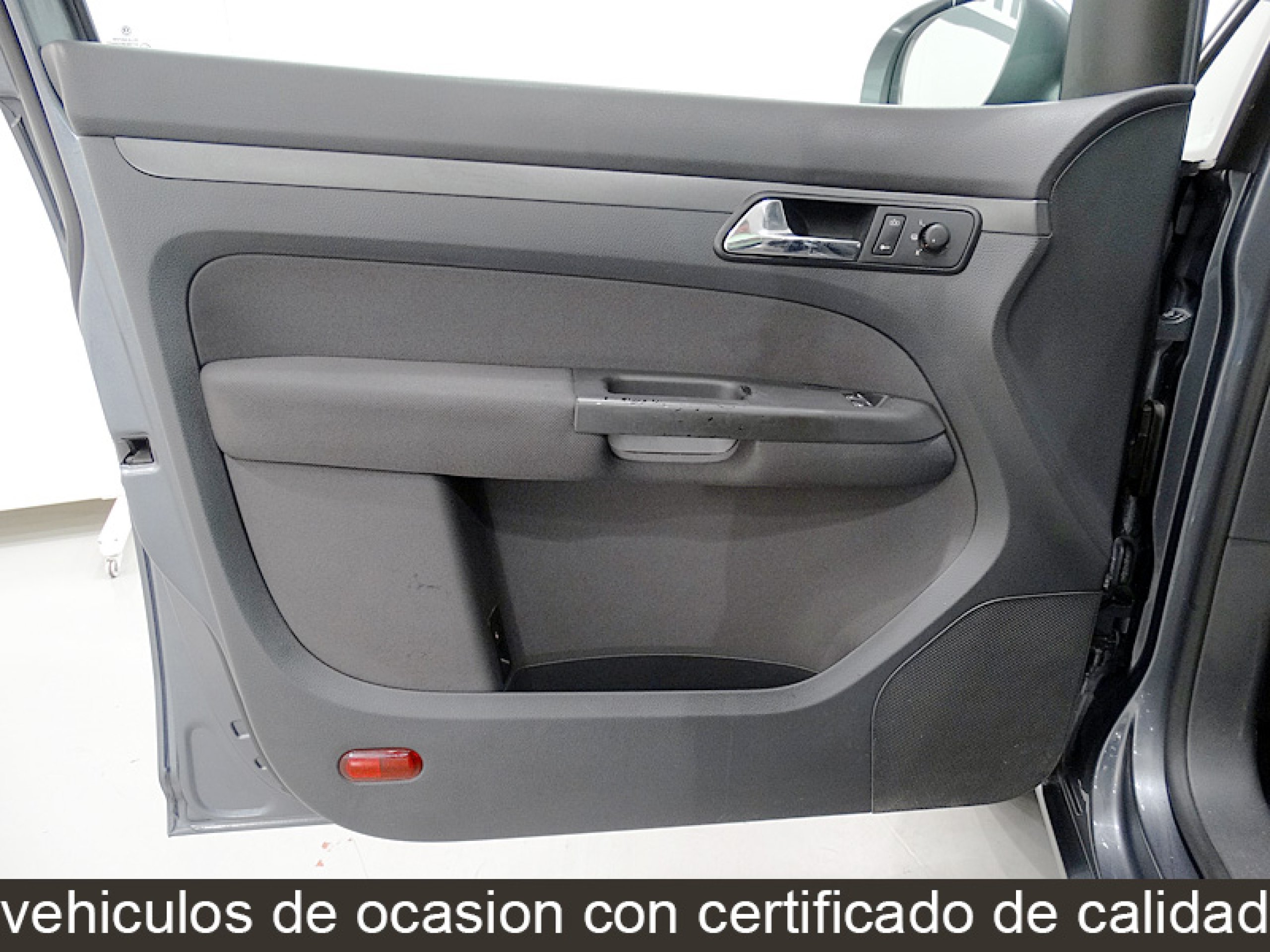 Foto Volkswagen Touran 24