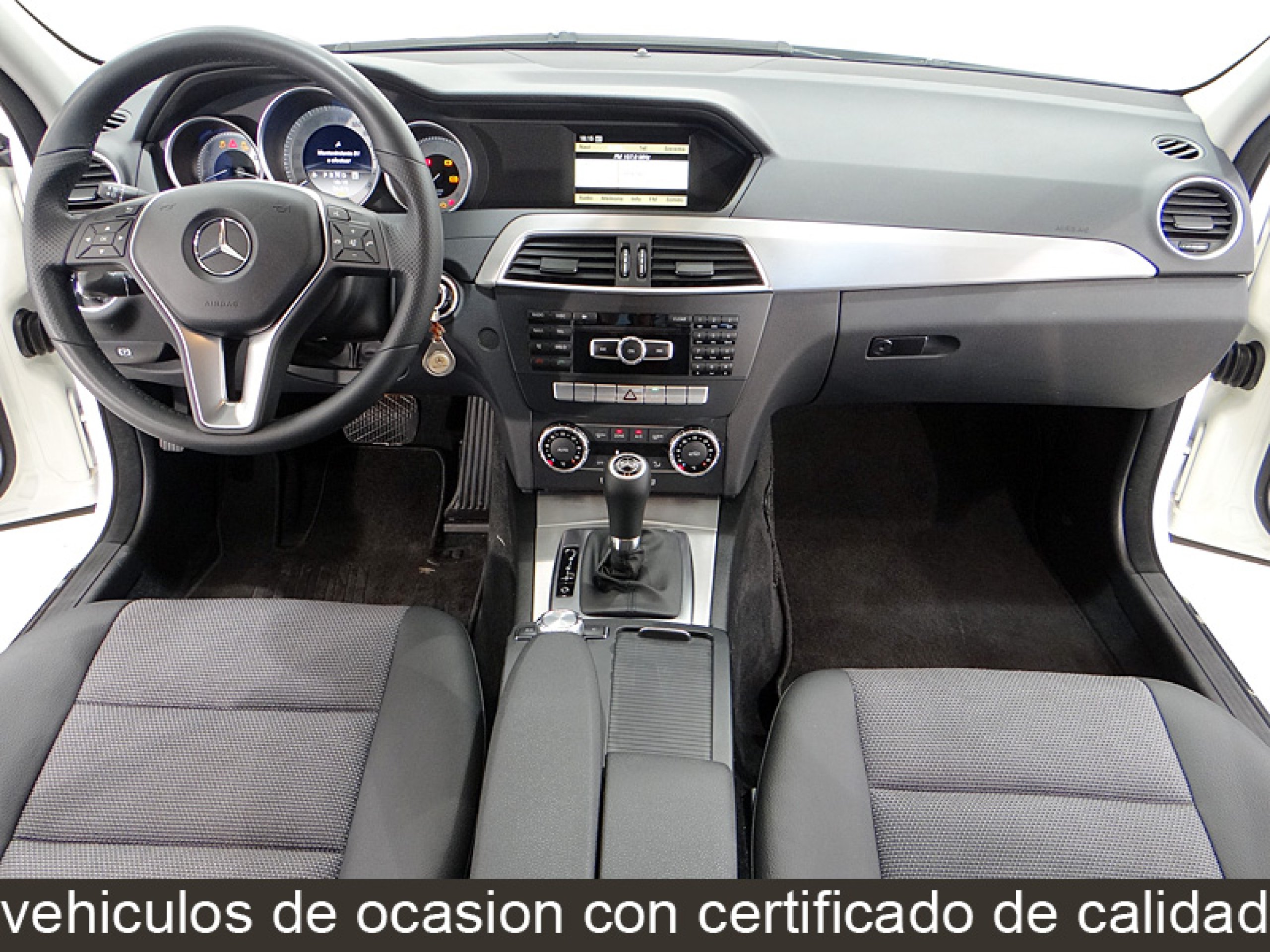 Foto Mercedes-Benz C 180 30
