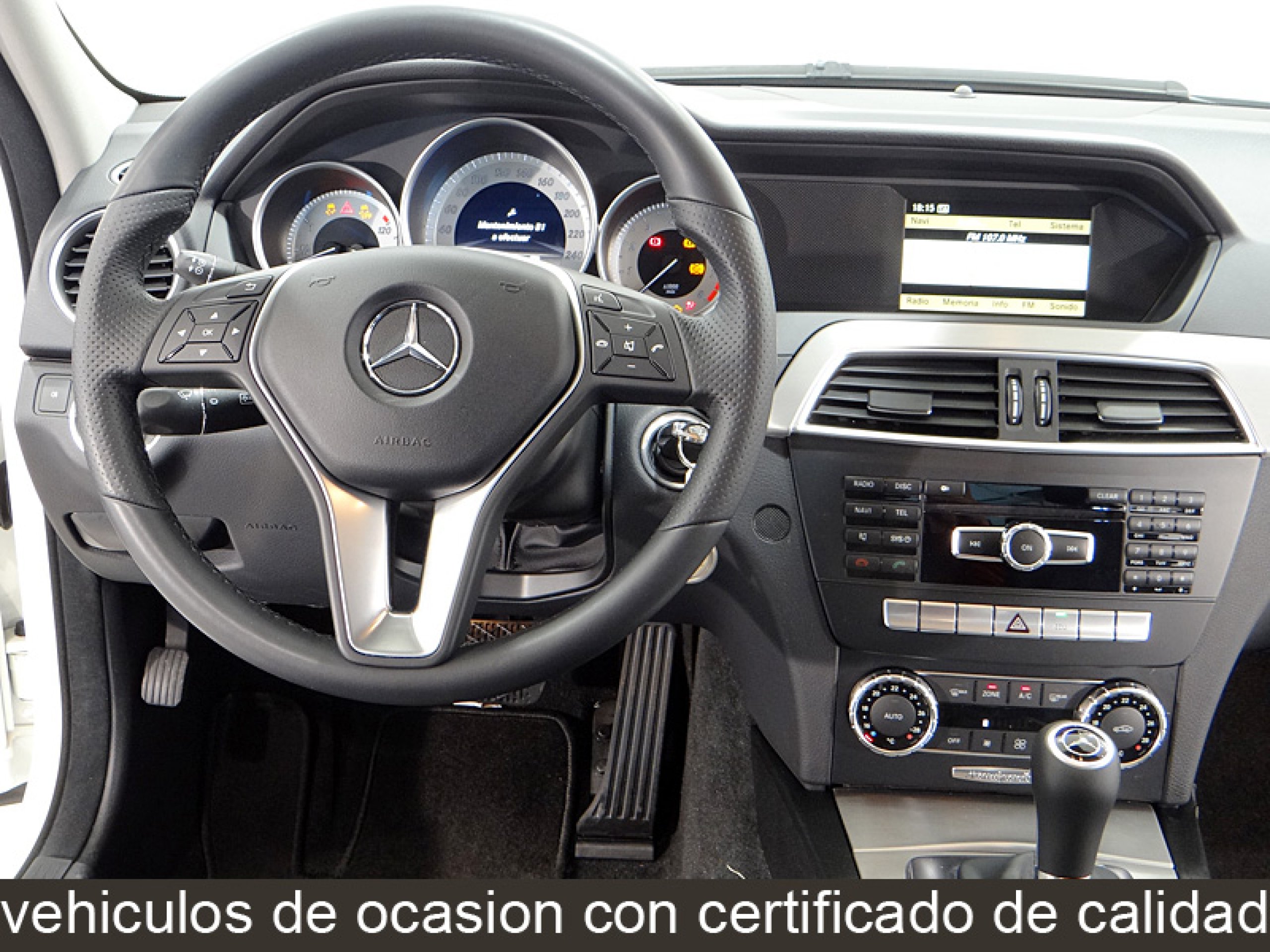 Foto Mercedes-Benz C 180 31
