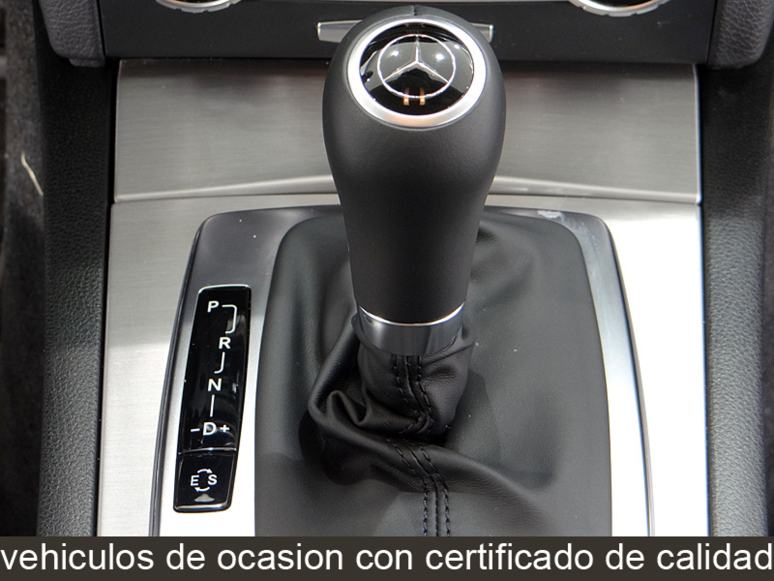 Foto Mercedes-Benz C 180 34