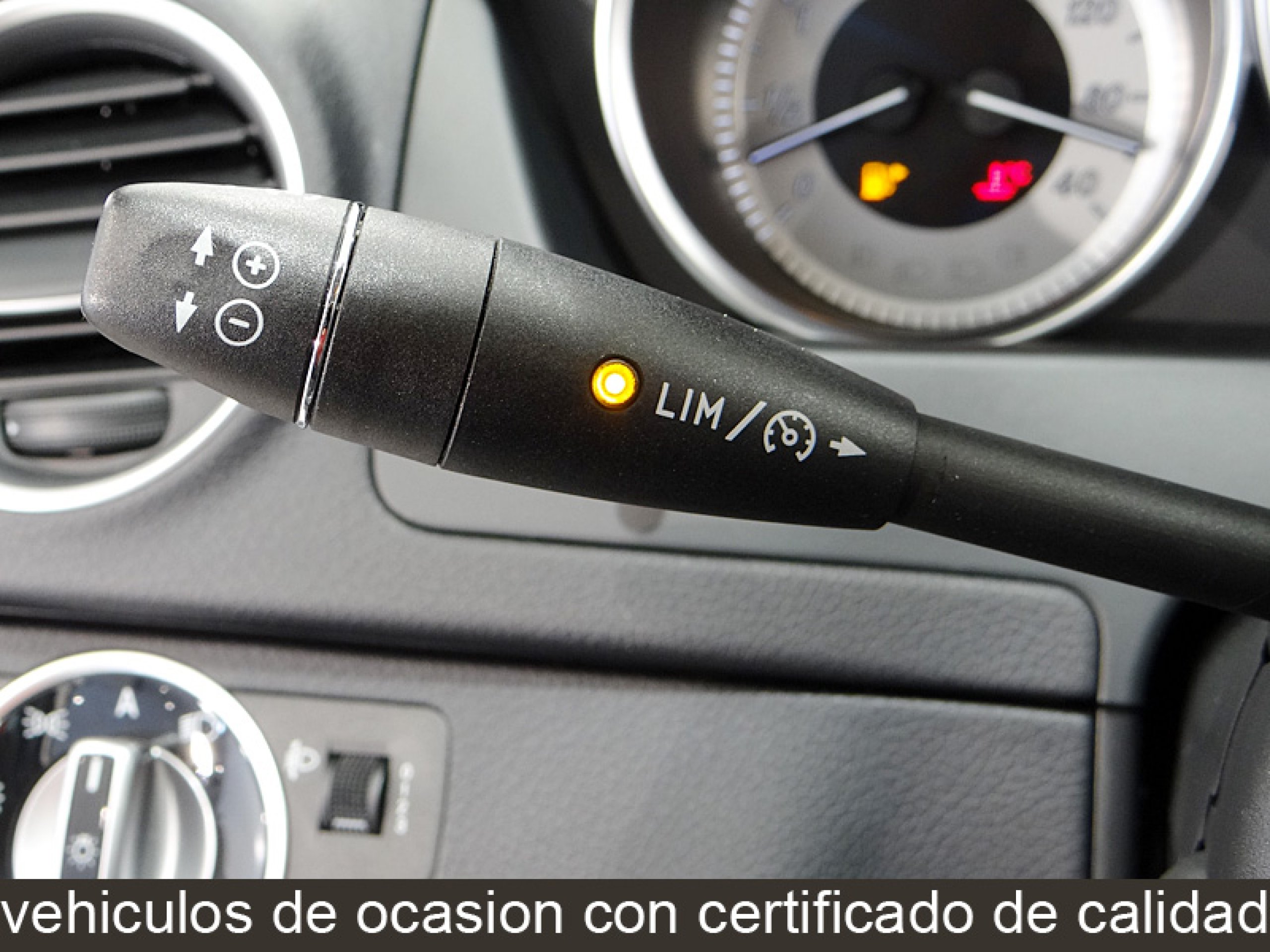 Foto Mercedes-Benz C 180 42