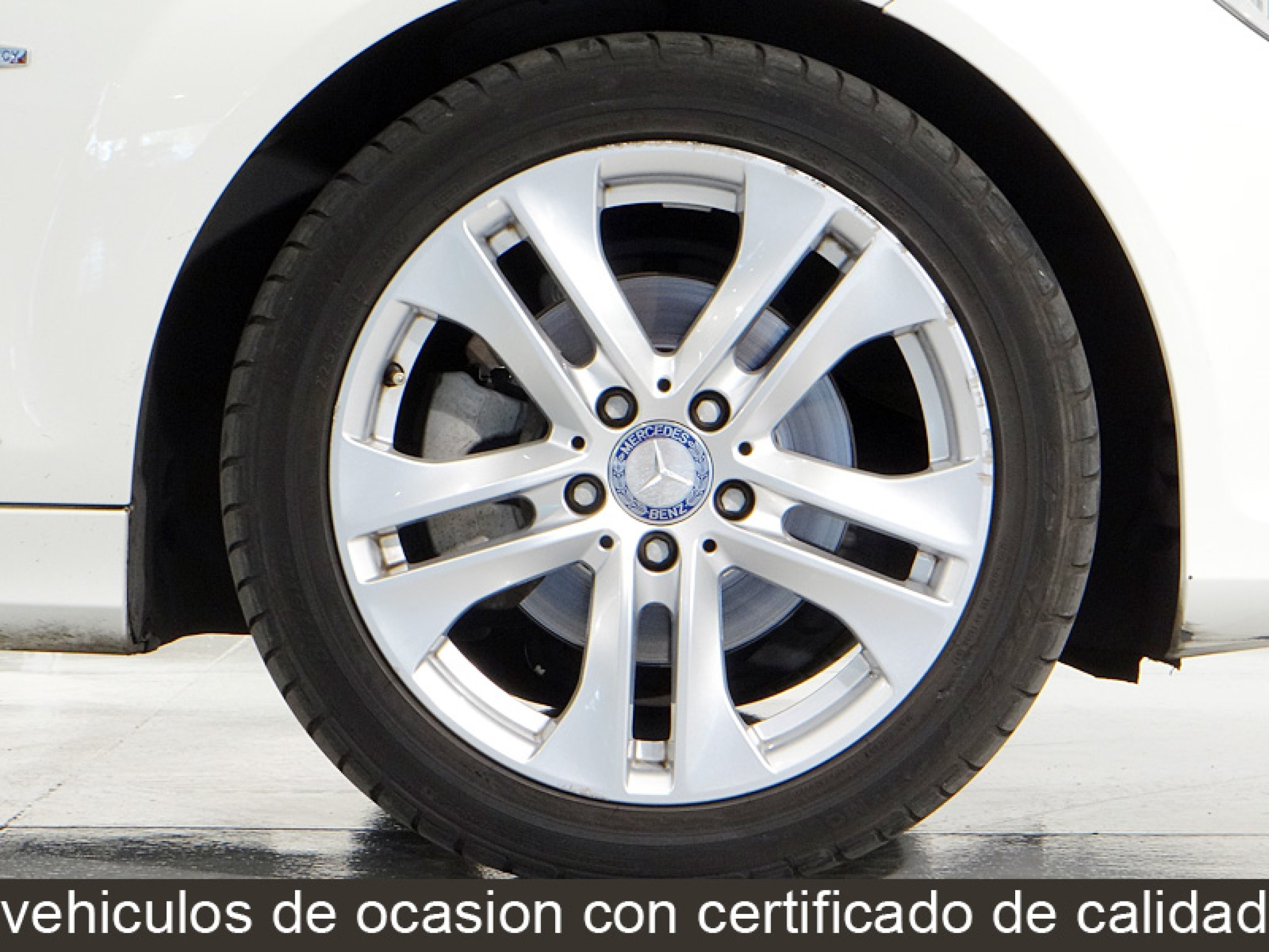 Foto Mercedes-Benz C 180 48