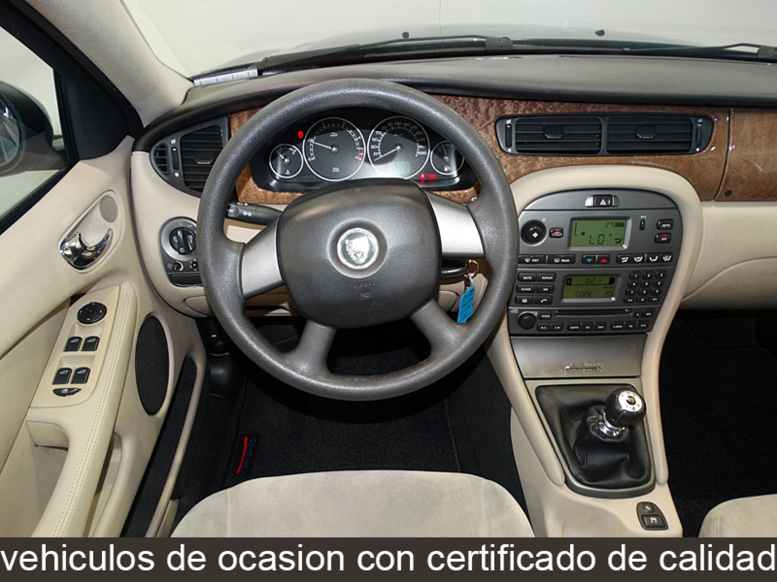 Foto Jaguar X-Type 16 Foto Jaguar X-Type 16
