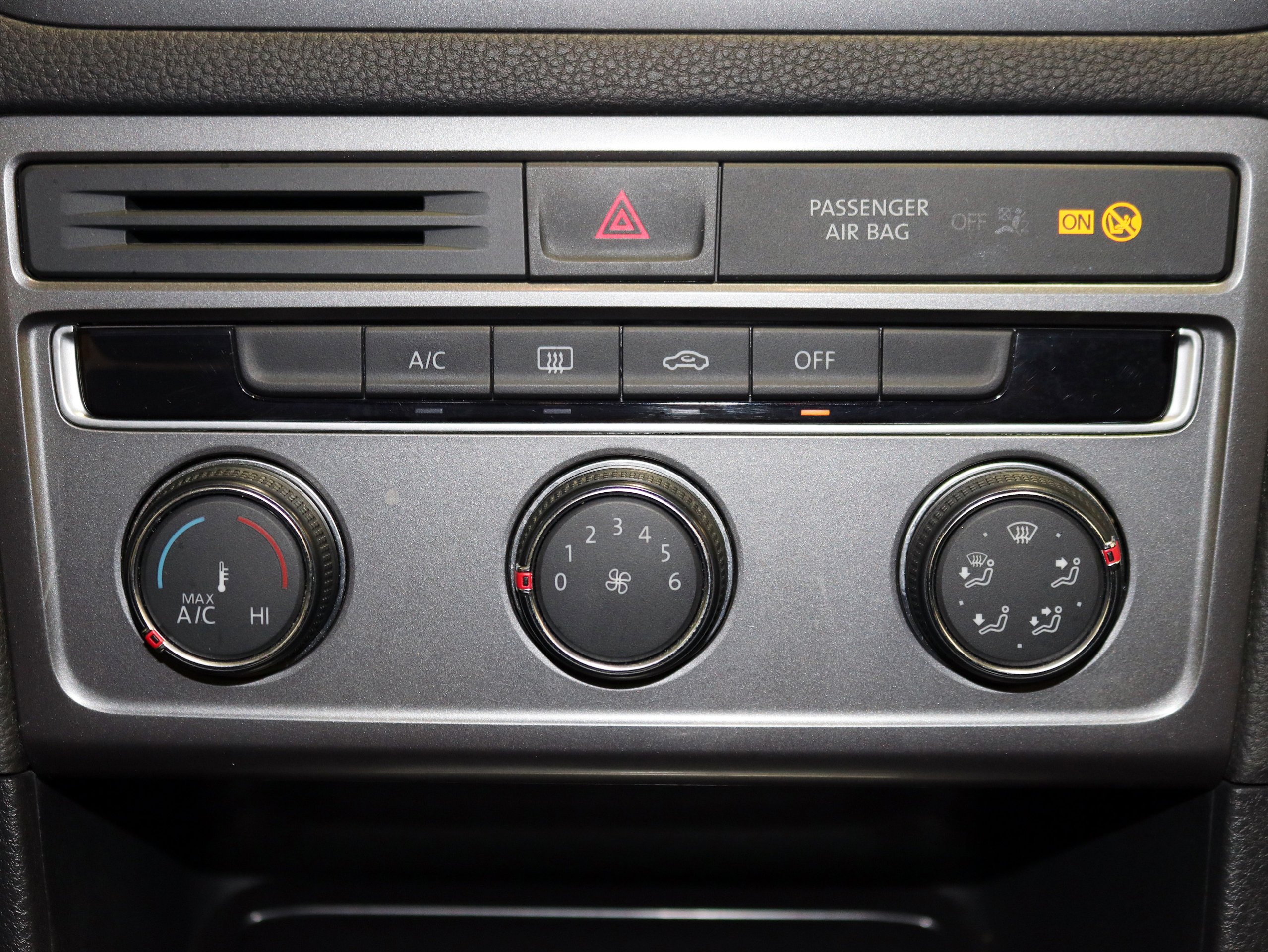 Foto Volkswagen Golf Sportsvan 22