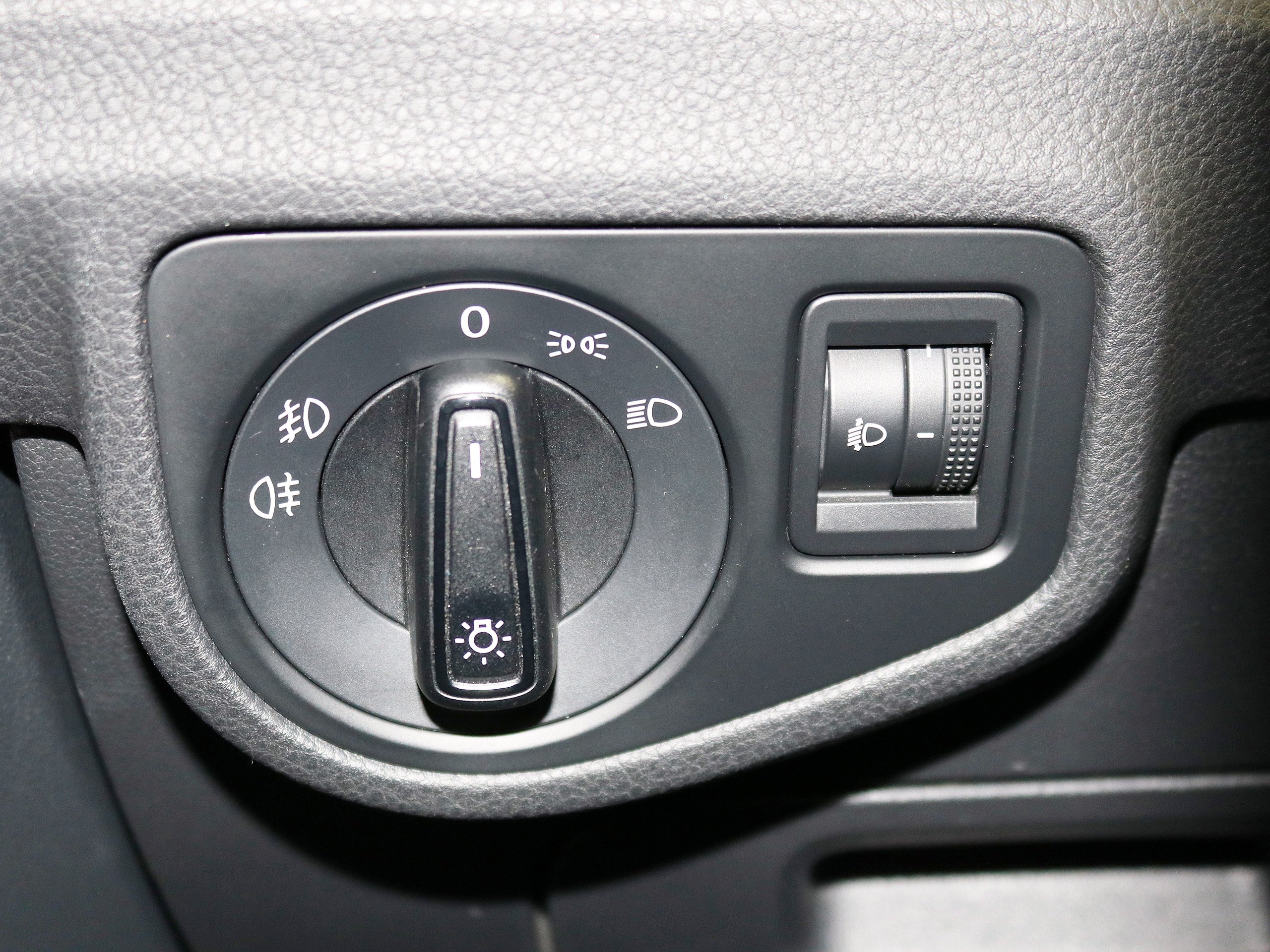 Foto Volkswagen Golf Sportsvan 30