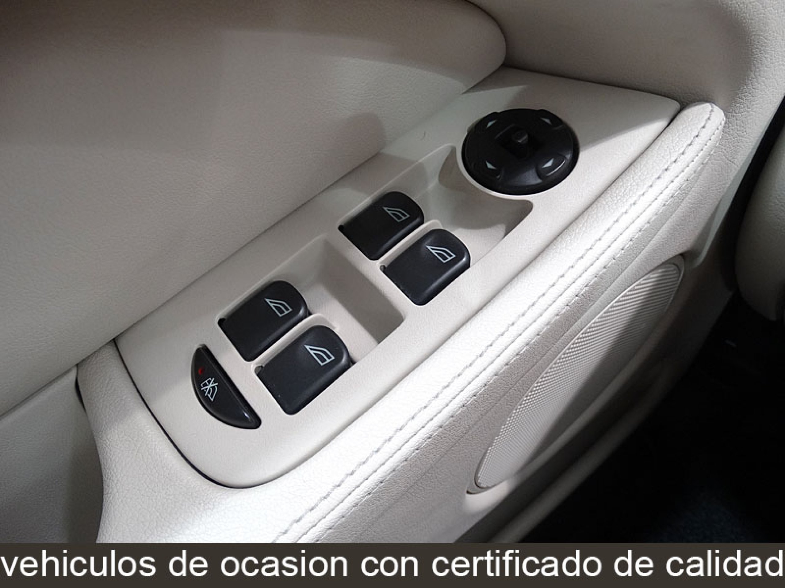 Foto Jaguar X-Type 22