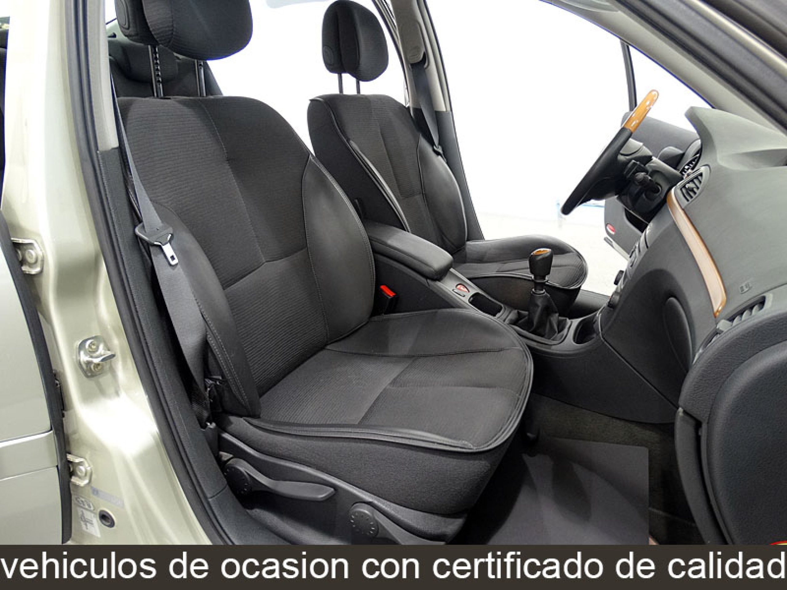 Foto Renault Laguna 18 Foto Renault Laguna 18