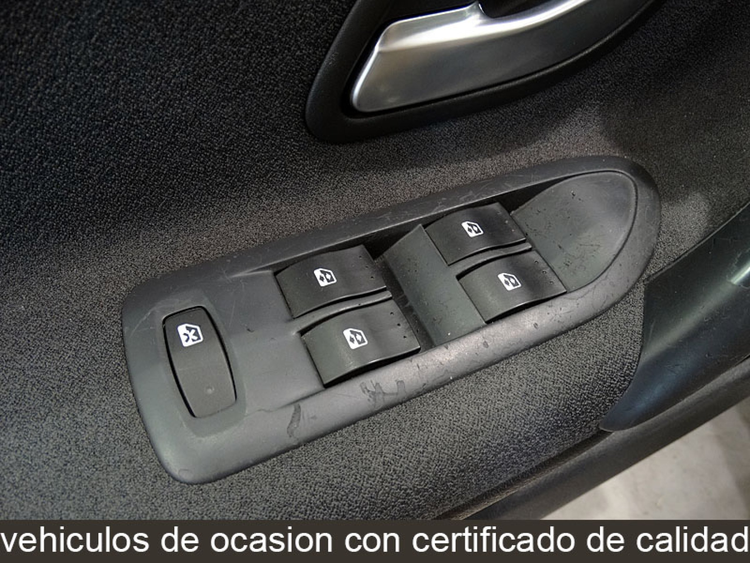 Foto Renault Laguna 25 Foto Renault Laguna 25