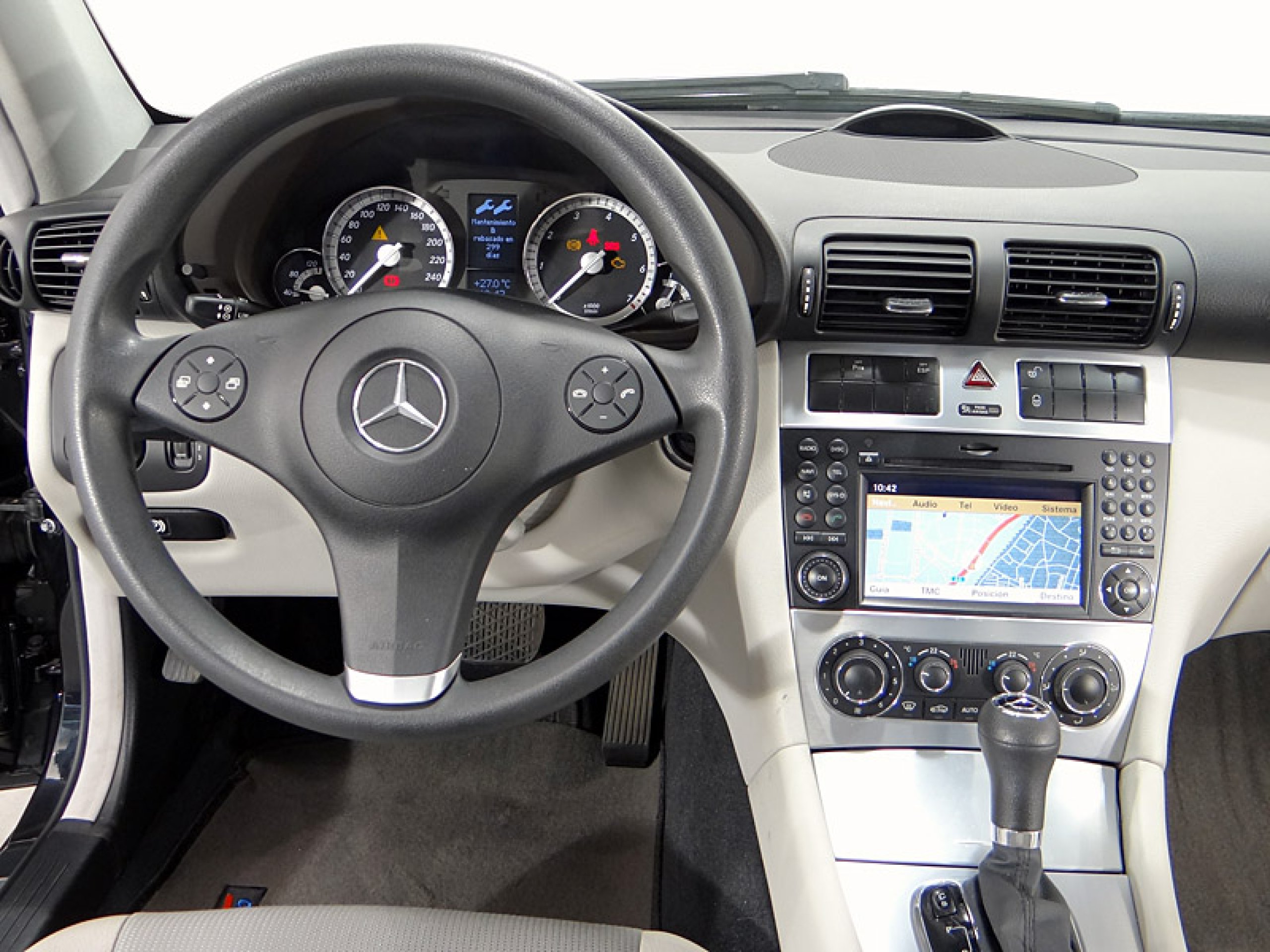 Foto Mercedes-Benz CLC 30