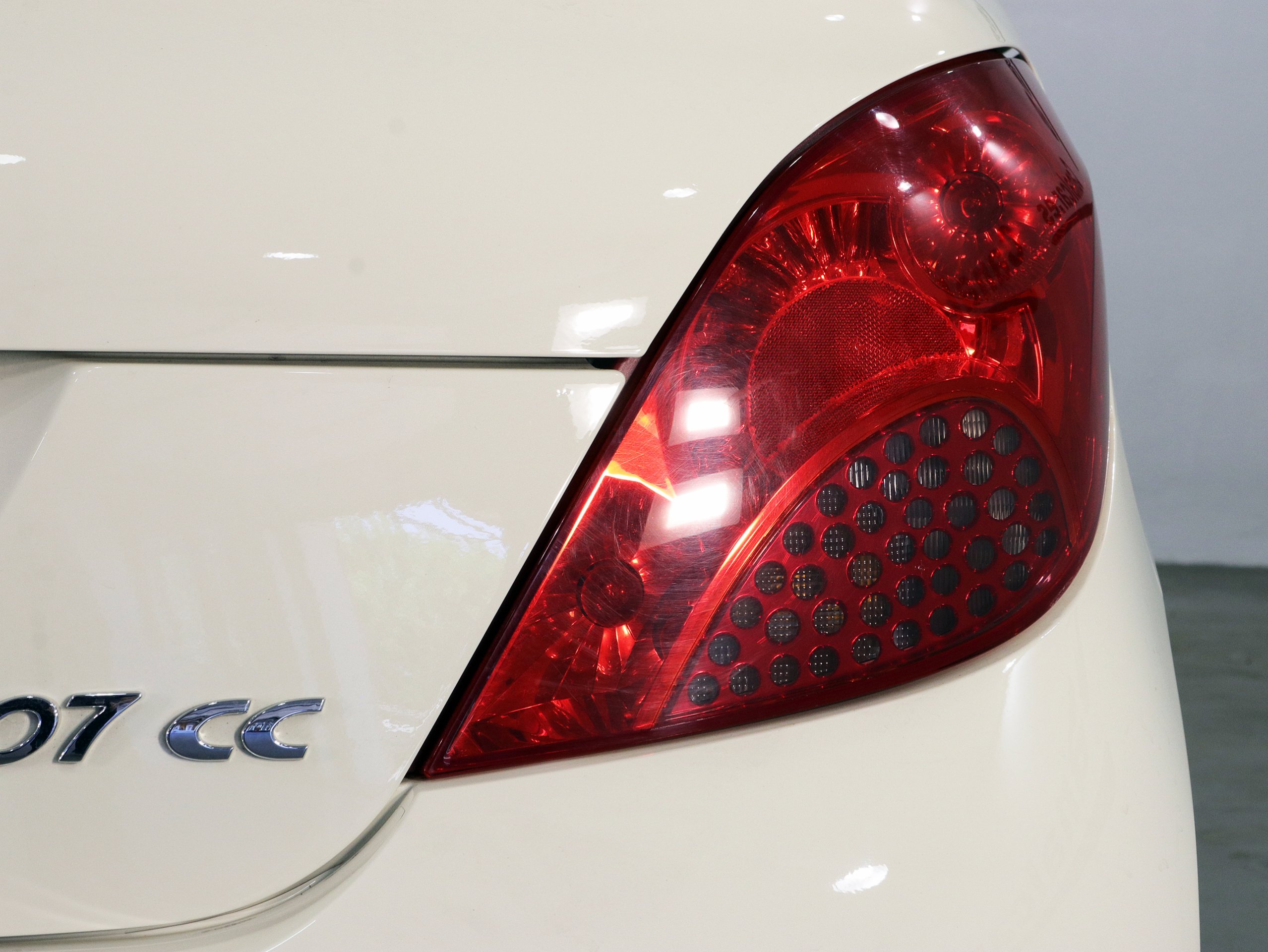 Foto Peugeot 207 13