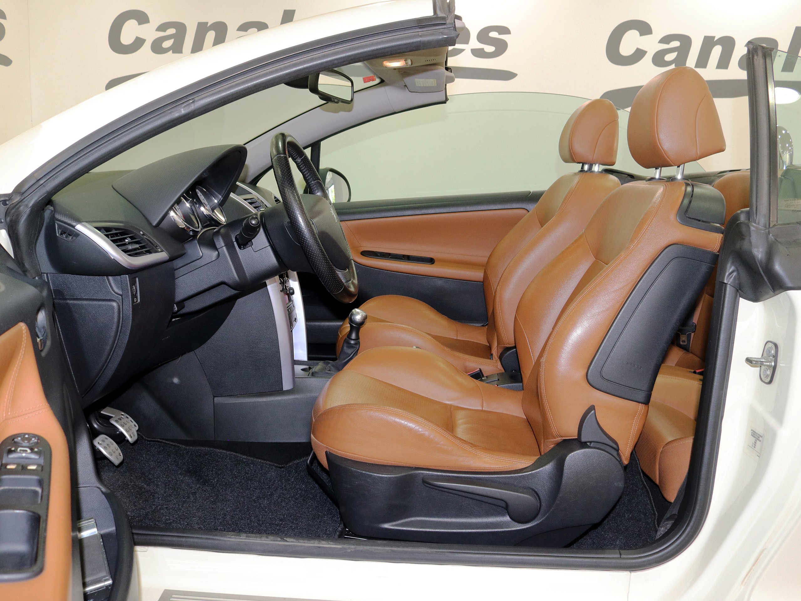 Foto Peugeot 207 17