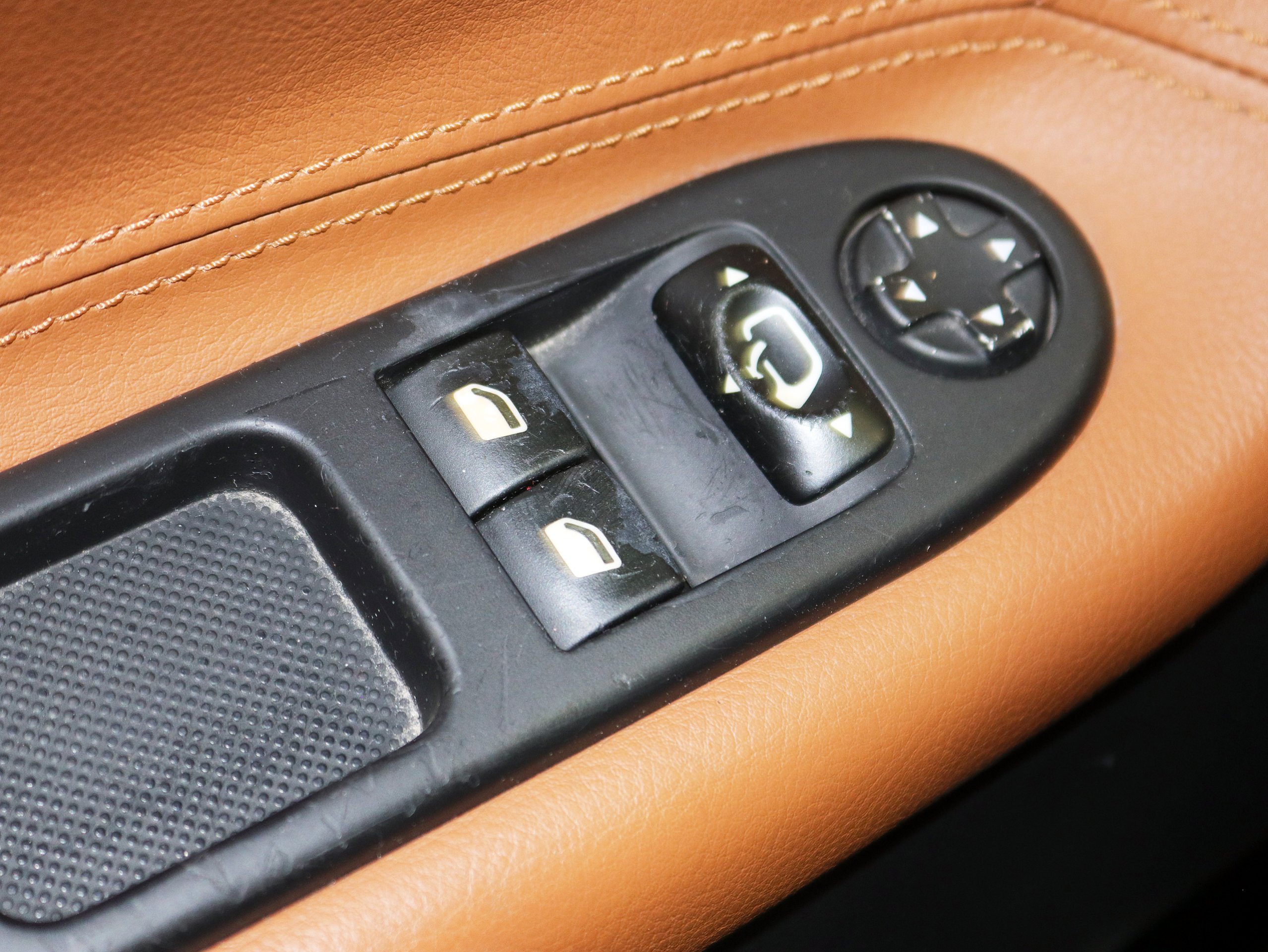 Foto Peugeot 207 28