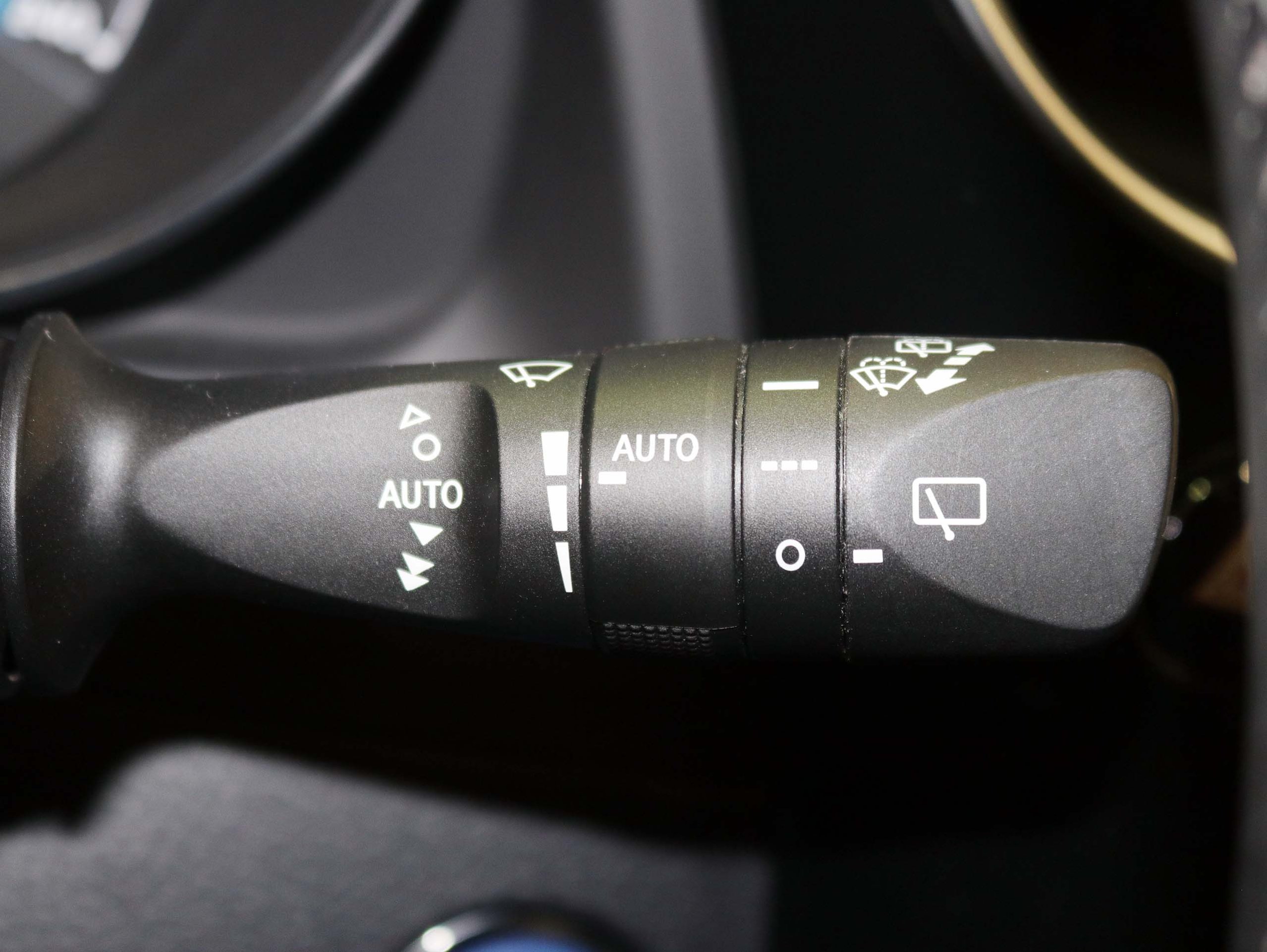 Foto Toyota Auris 37