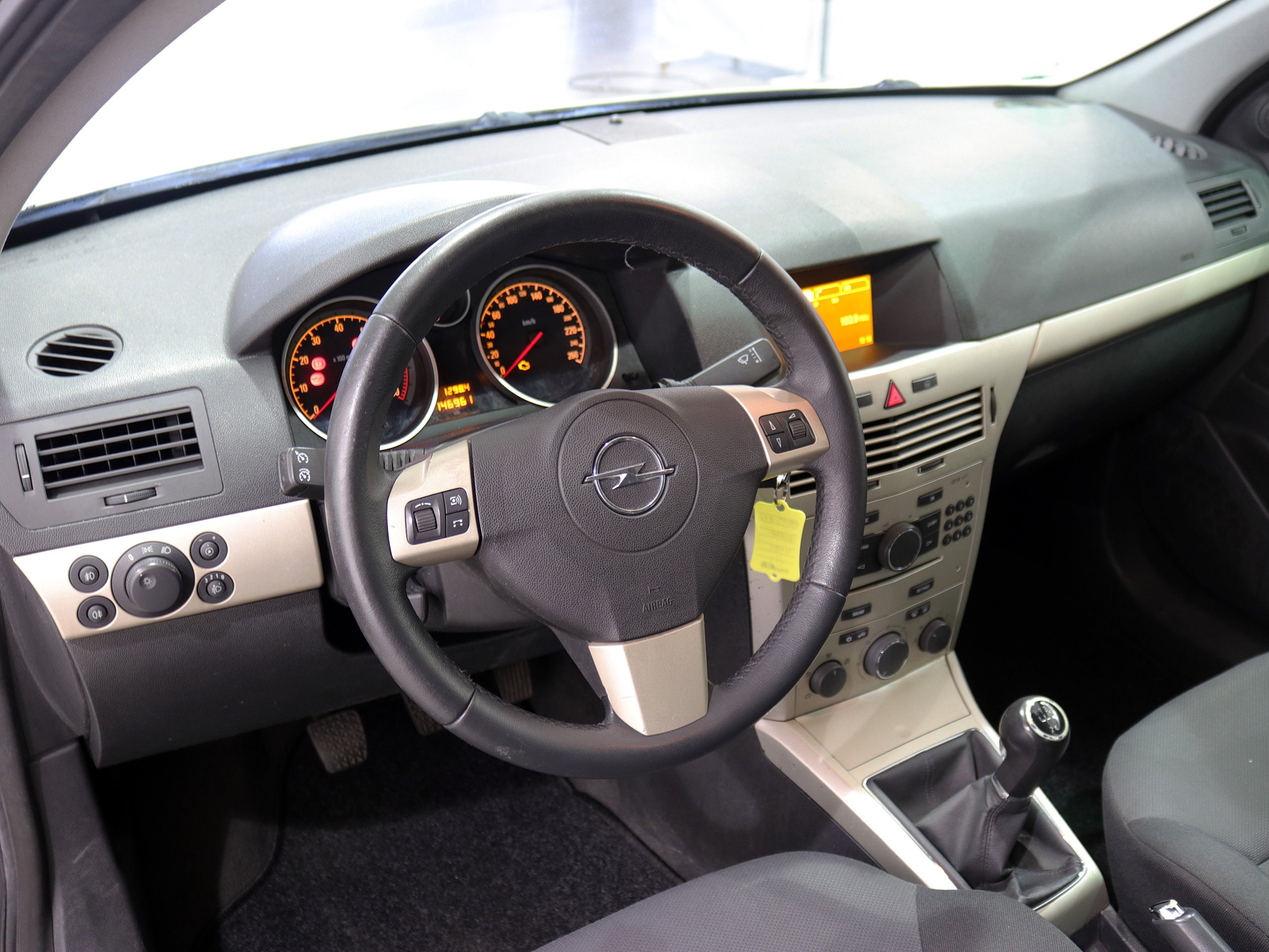 Foto Opel Astra 18