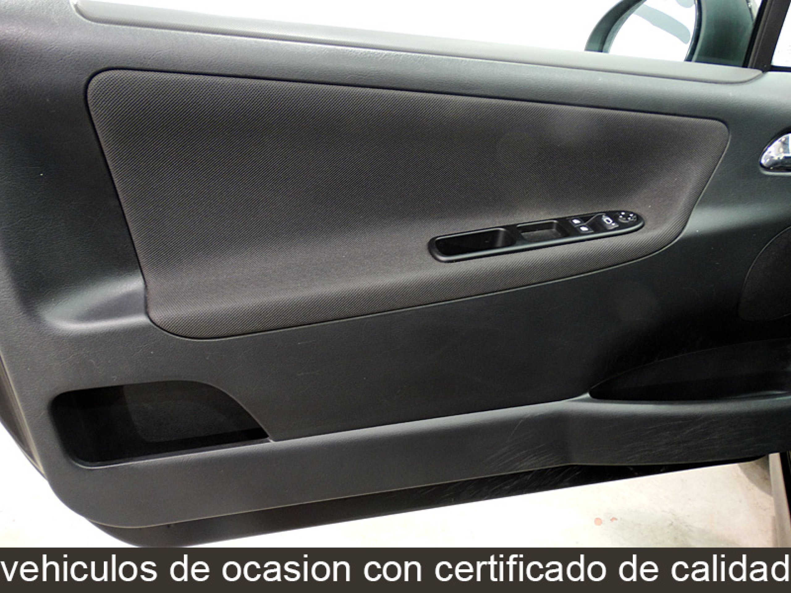 Foto Peugeot 207 22