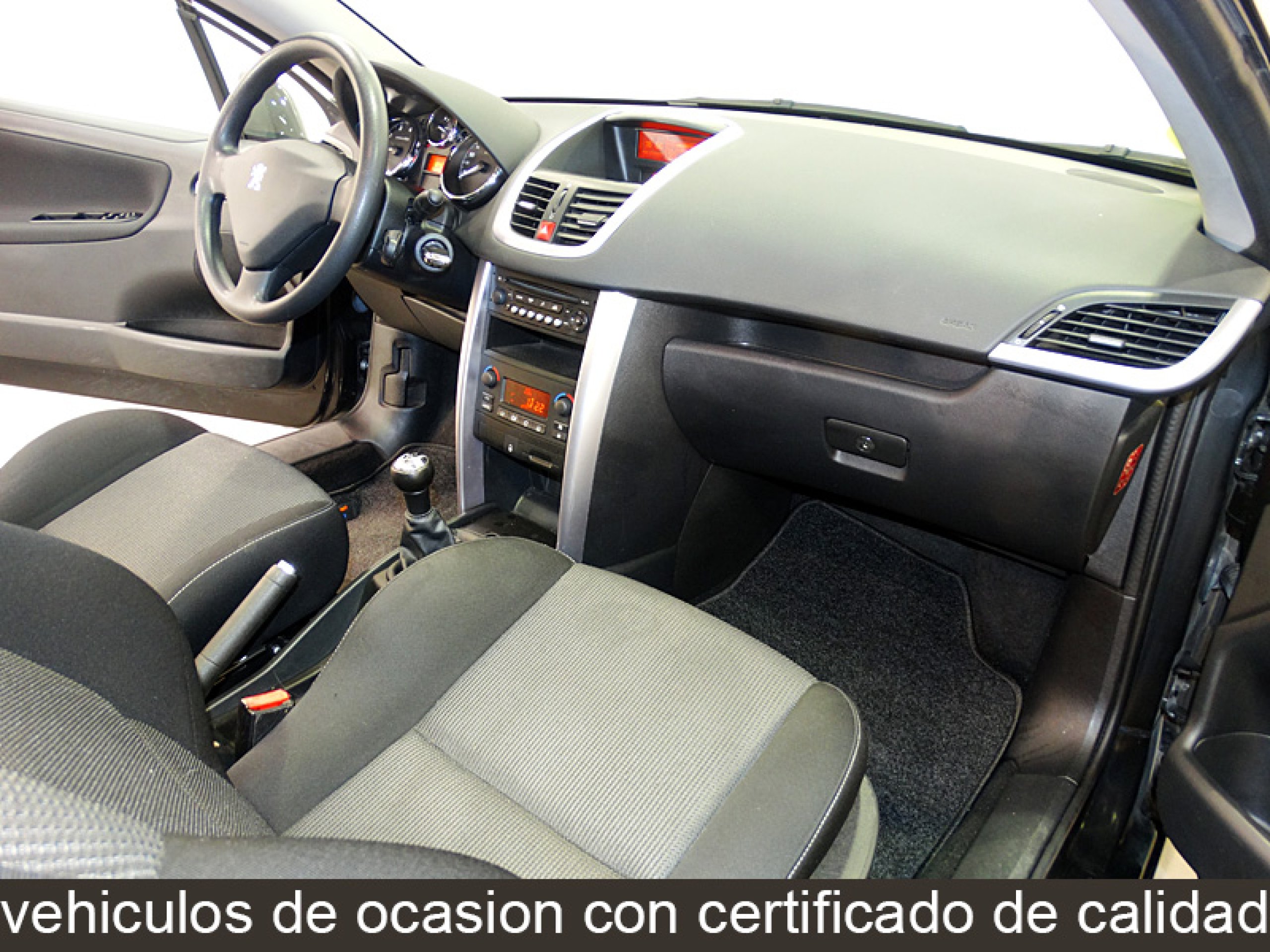 Foto Peugeot 207 30