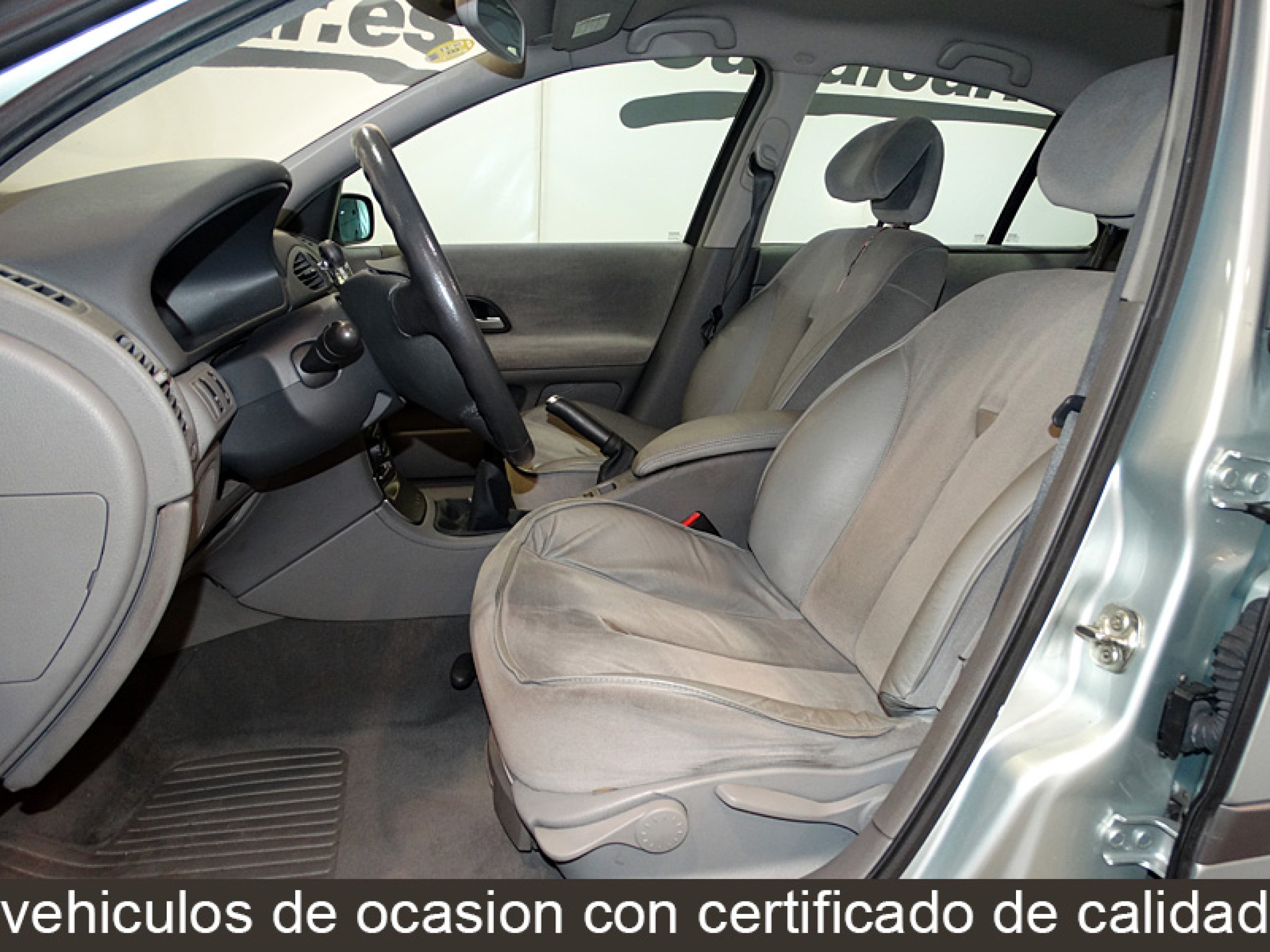 Foto Renault Laguna 9 Foto Renault Laguna 9