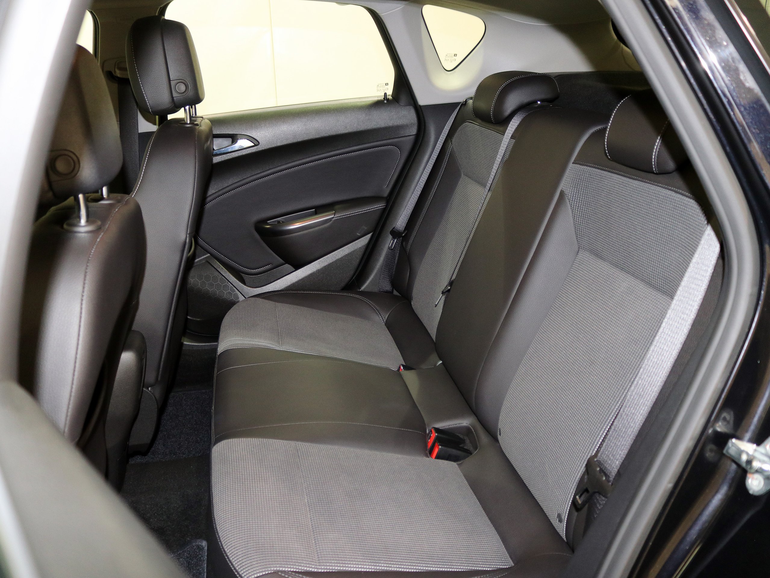 Foto Opel Astra 16
