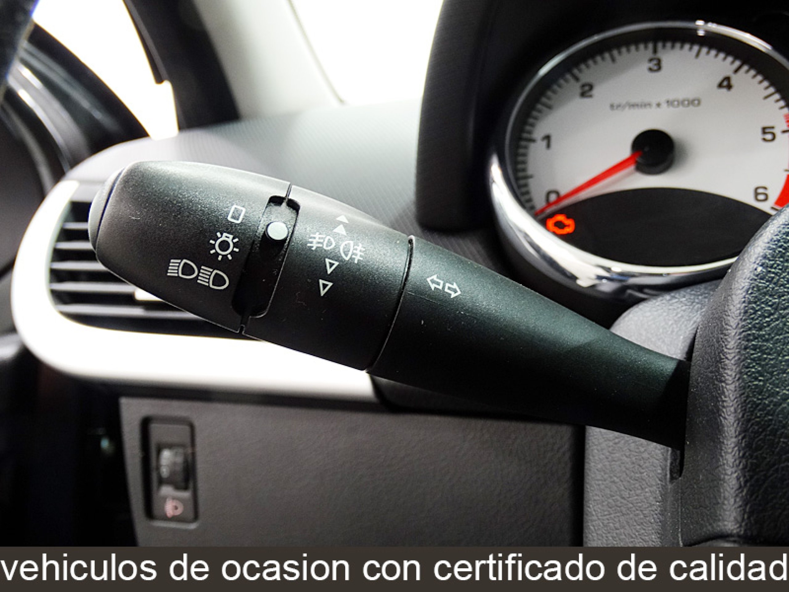 Foto Peugeot 207 23