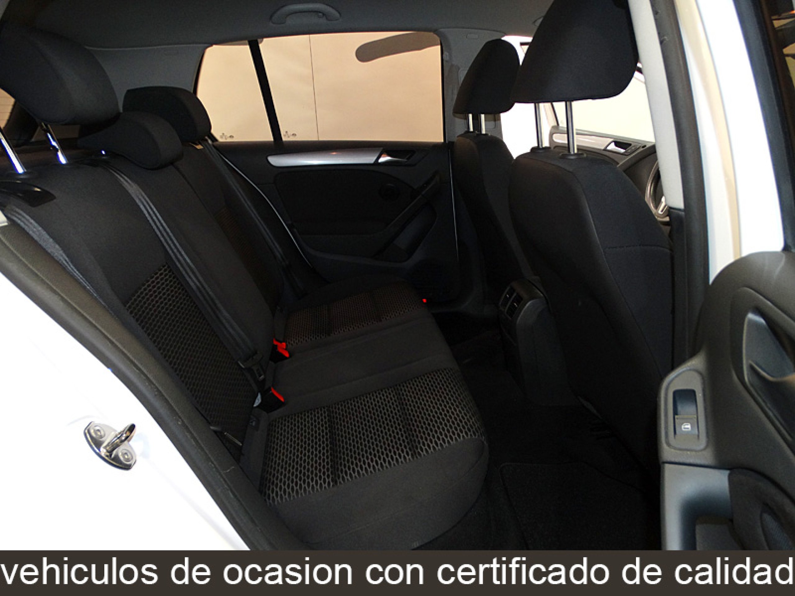Foto Volkswagen Golf 18