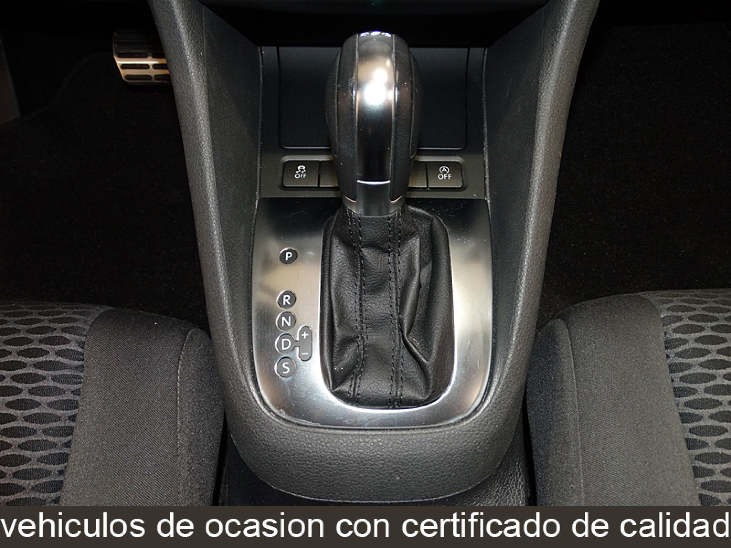 Foto Volkswagen Golf 21