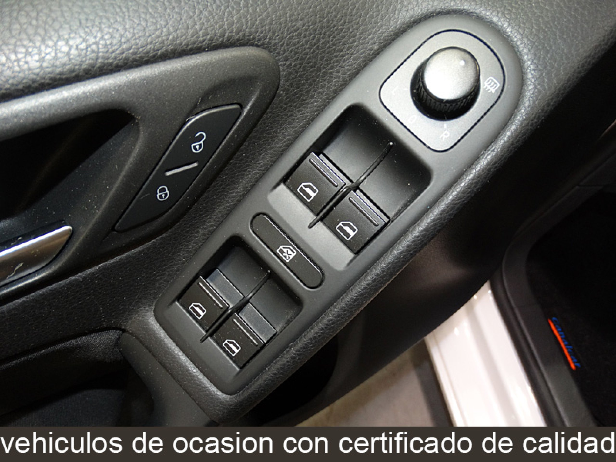Foto Volkswagen Golf 24