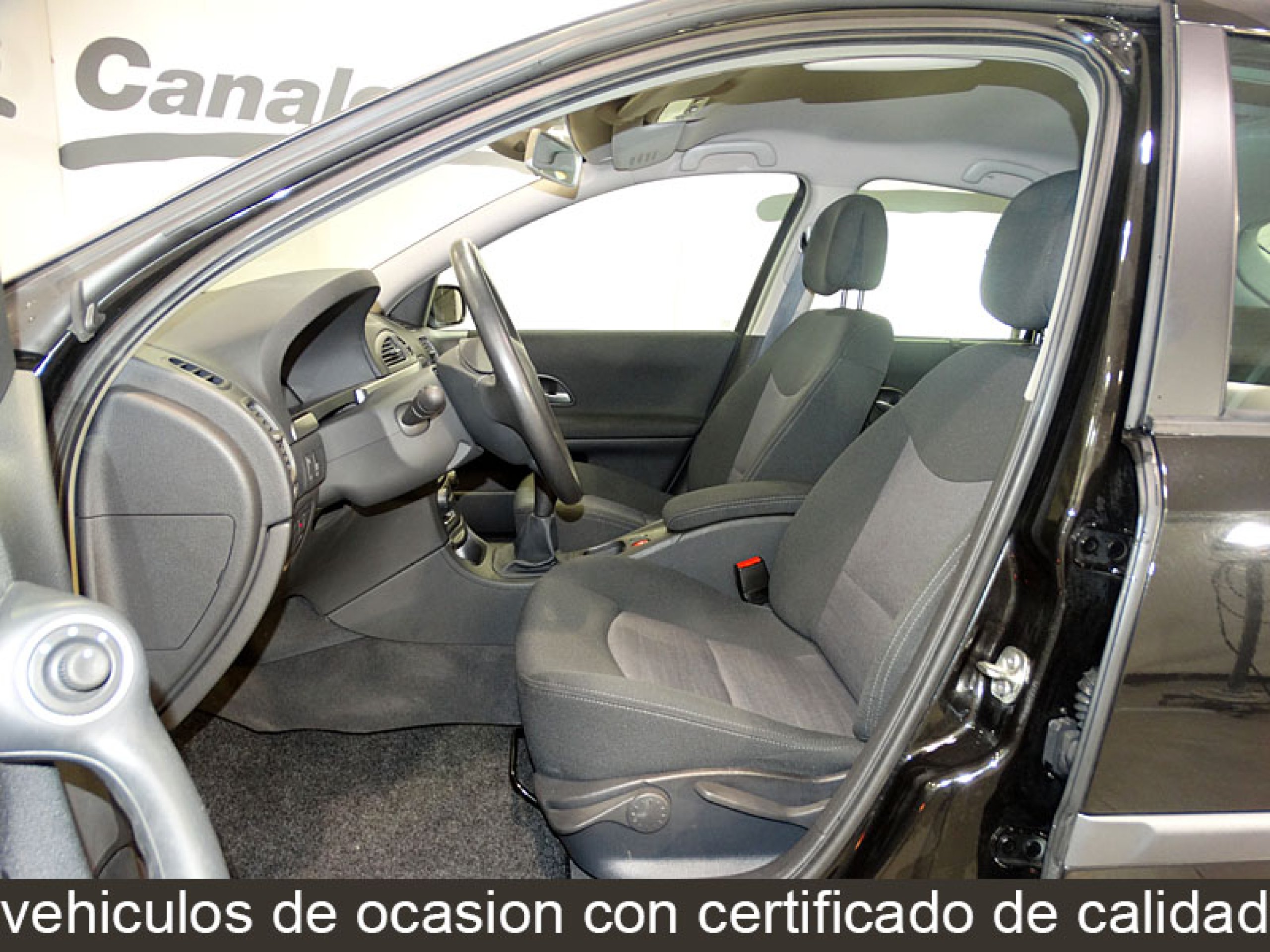Foto Renault Laguna 16