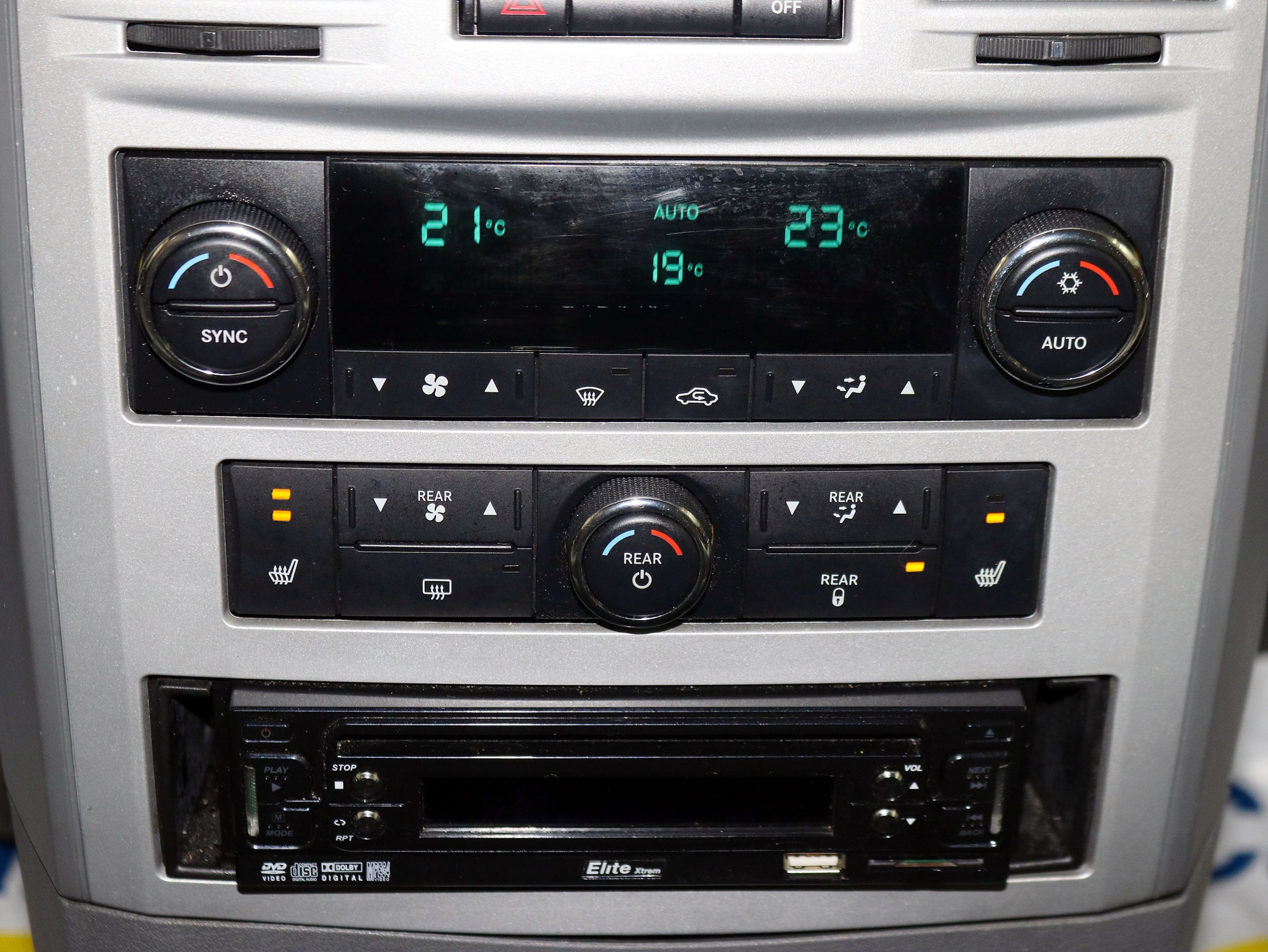Foto Chrysler Grand Voyager 24