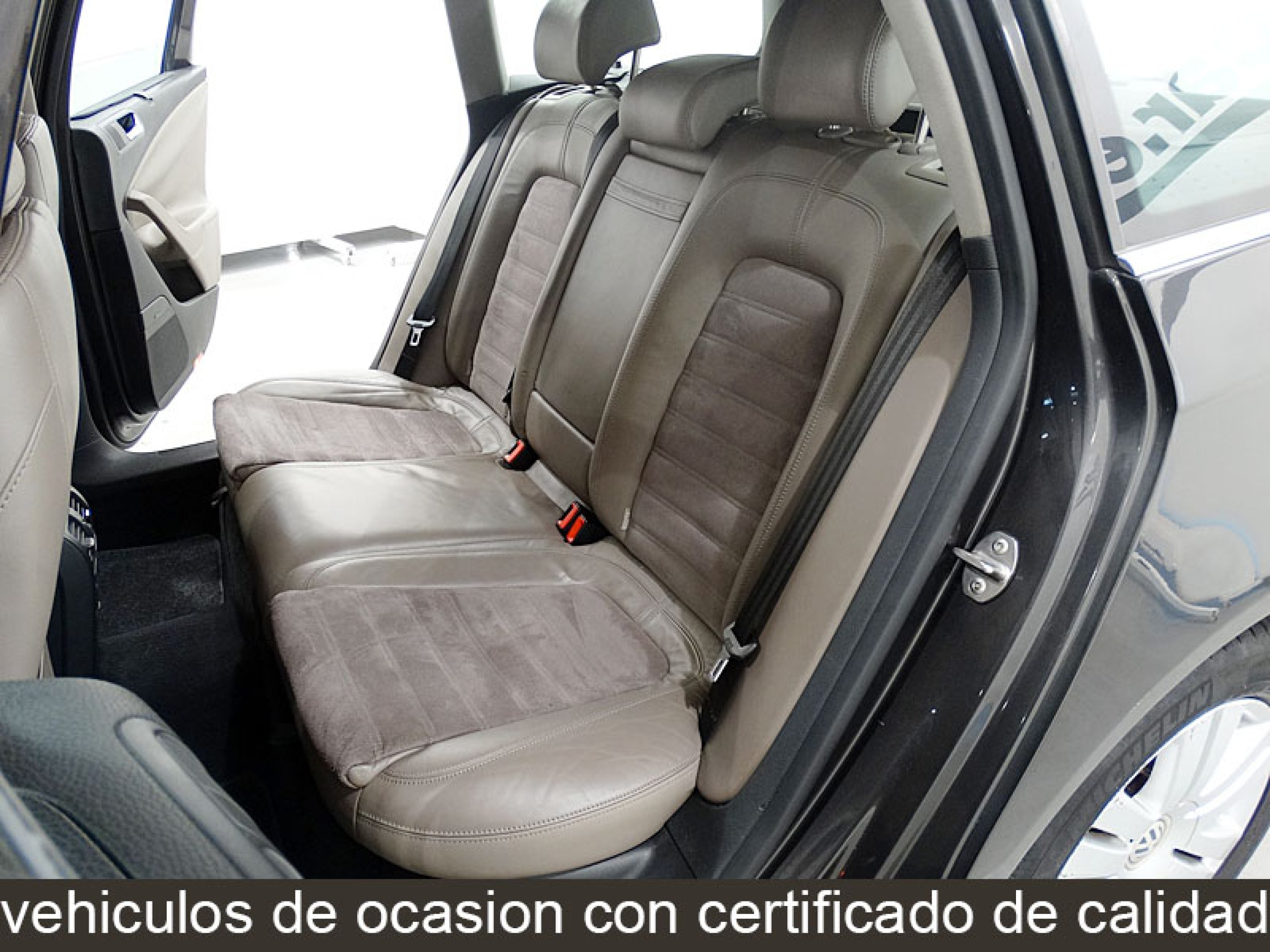 Foto Volkswagen Passat 21