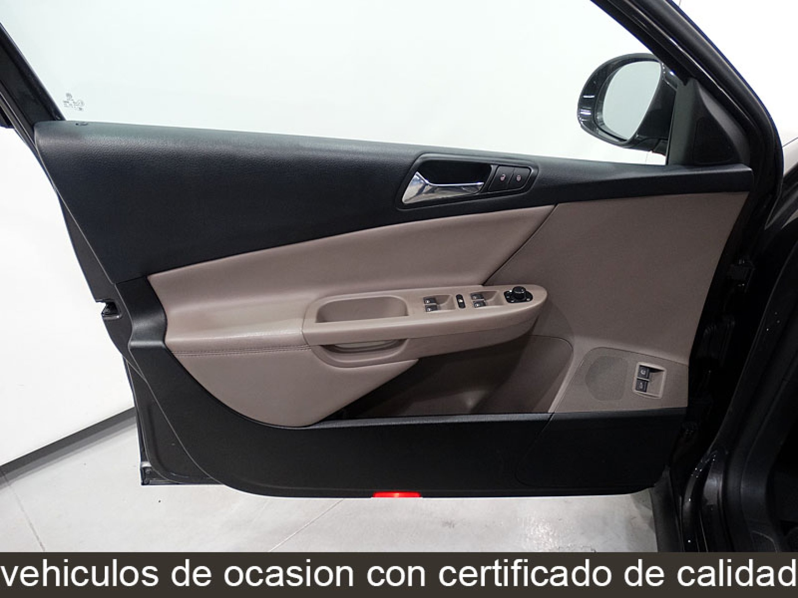 Foto Volkswagen Passat 23