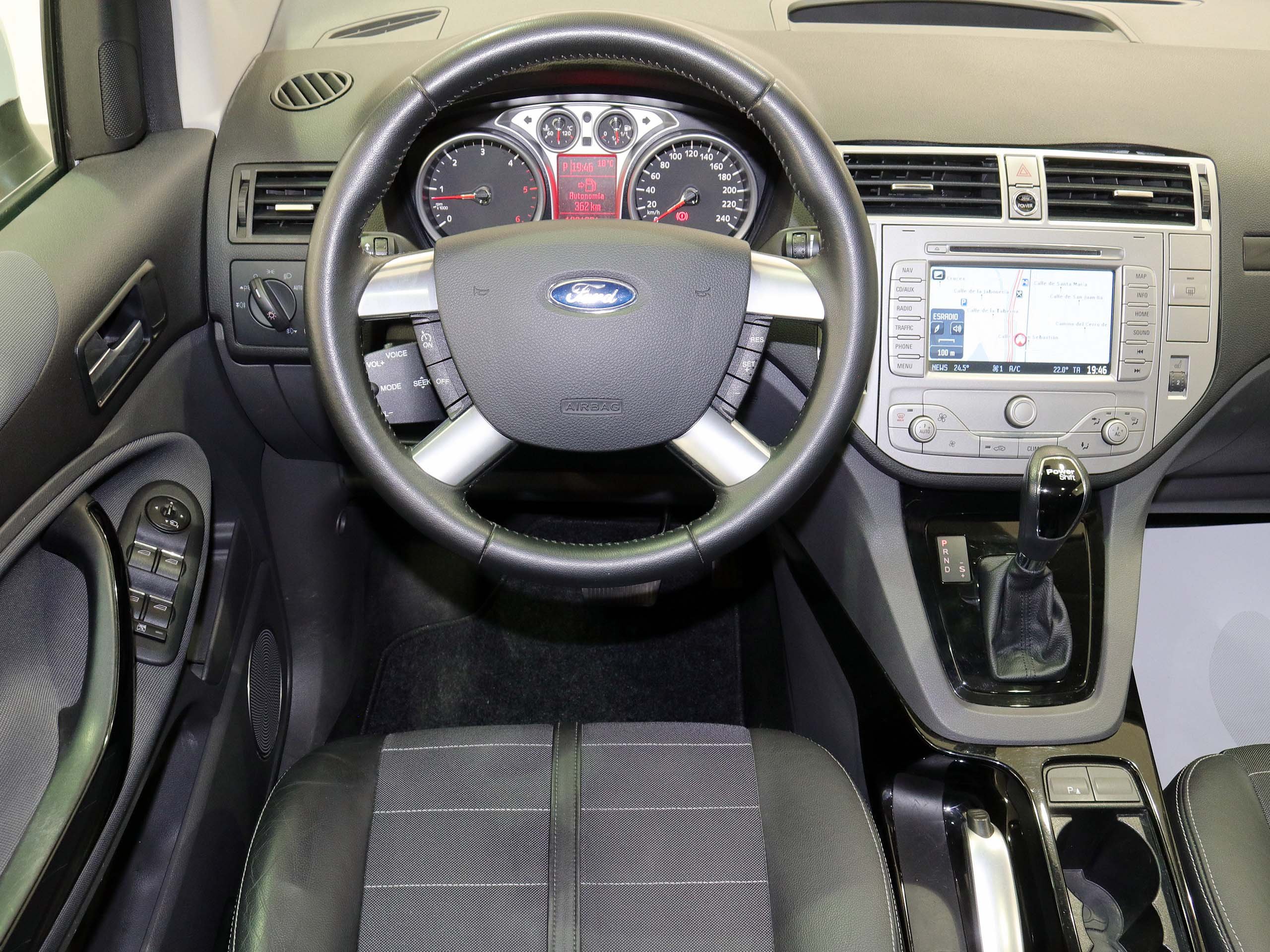 Foto Ford Kuga 25