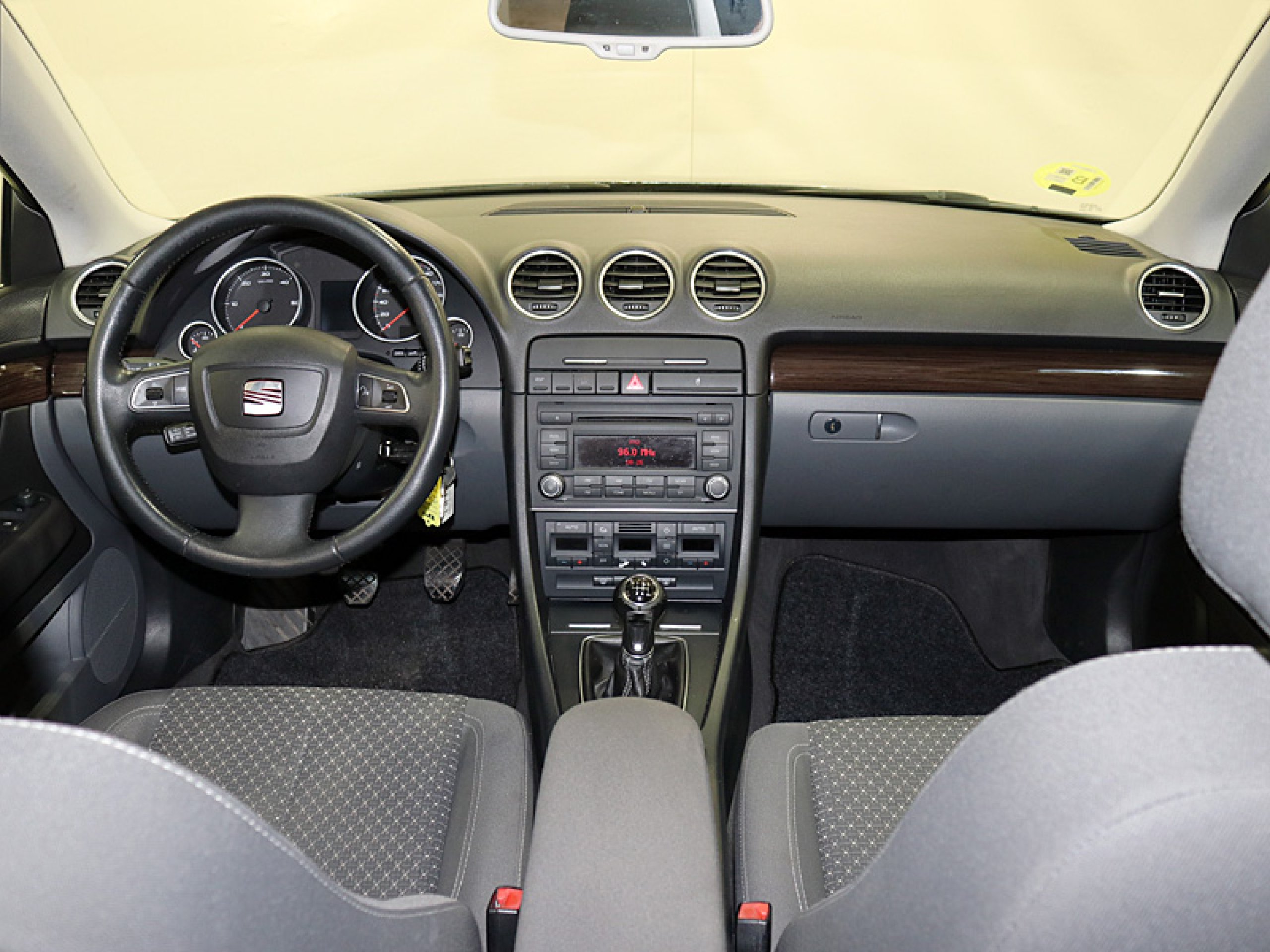 Foto Seat Exeo 19 Foto Seat Exeo 19