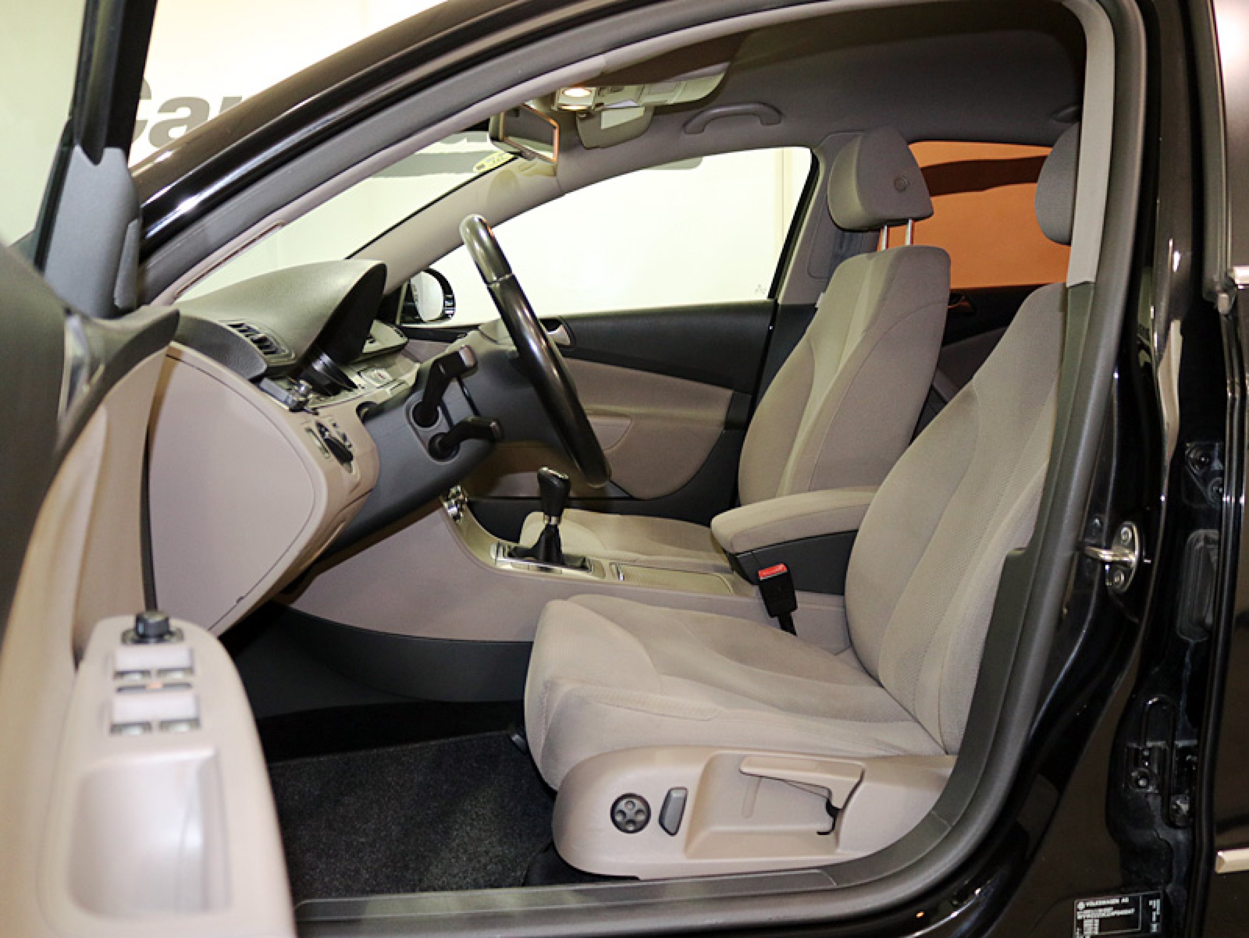 Foto Volkswagen Passat 13
