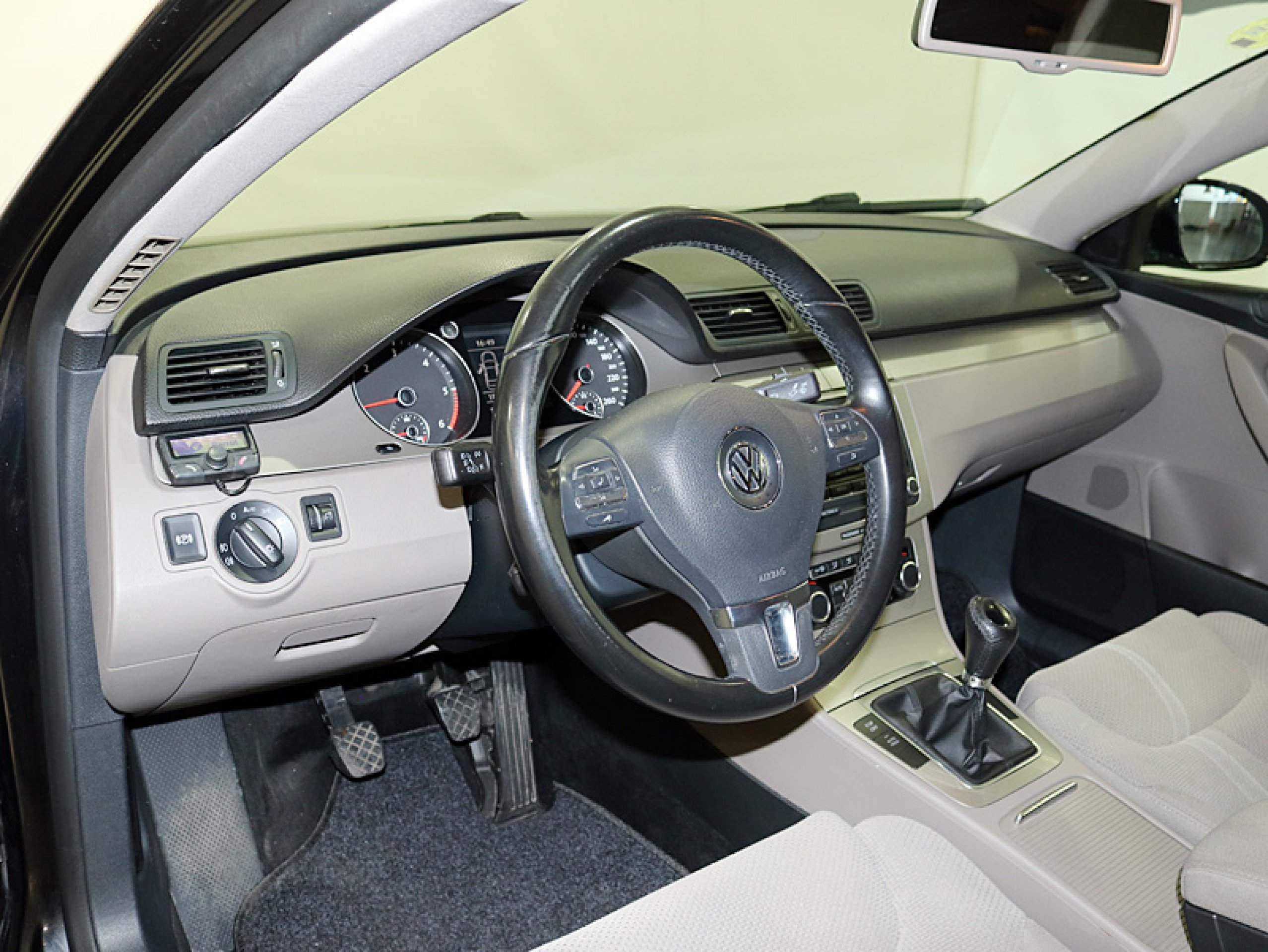 Foto Volkswagen Passat 16