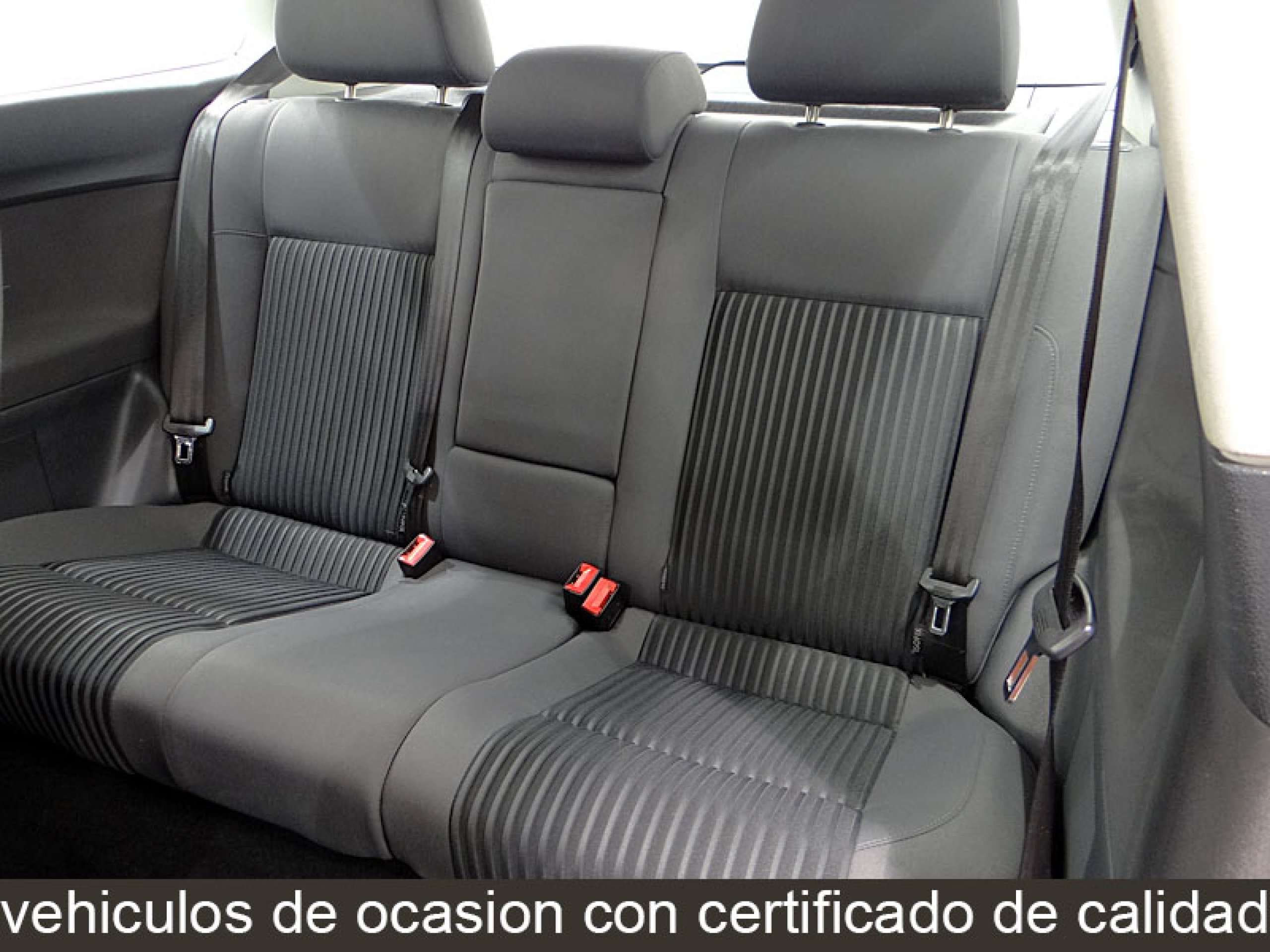 Foto Volkswagen Polo 24