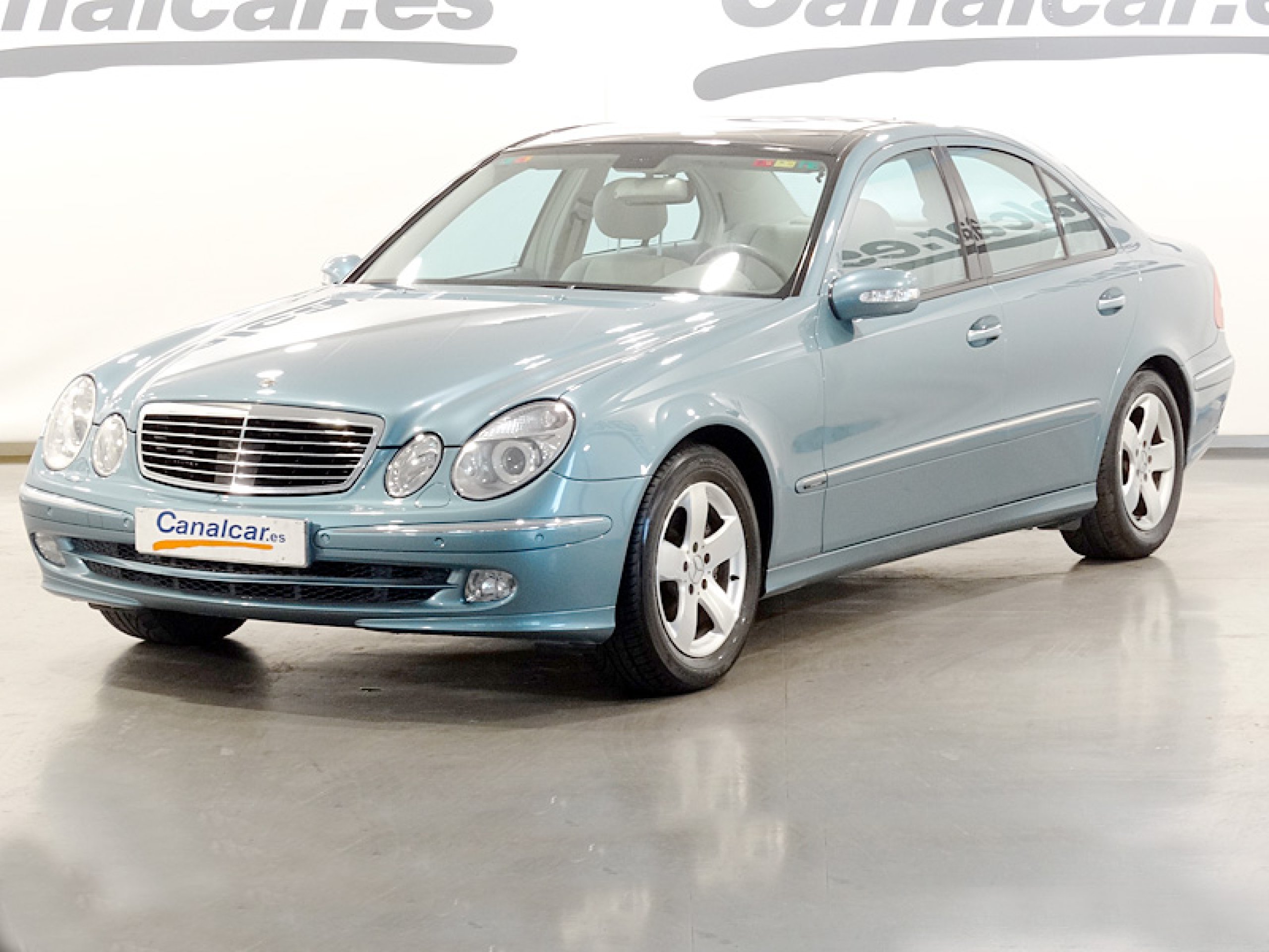 Foto Mercedes-Benz E 320 1