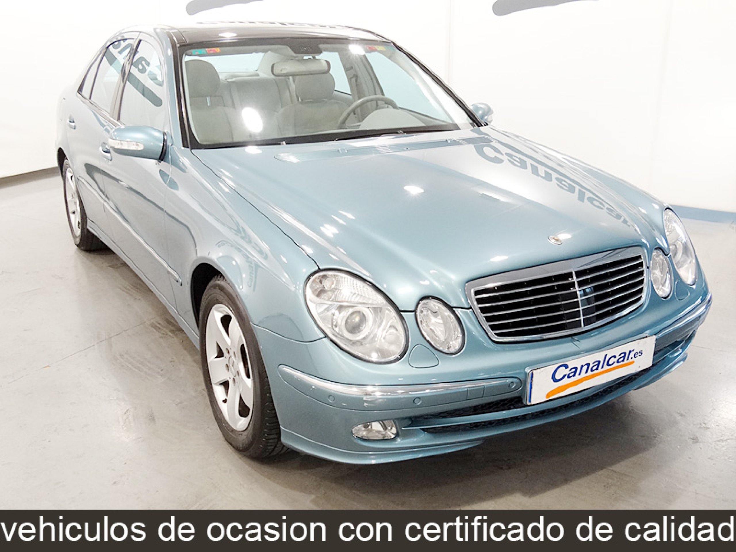 Foto Mercedes-Benz E 320 4