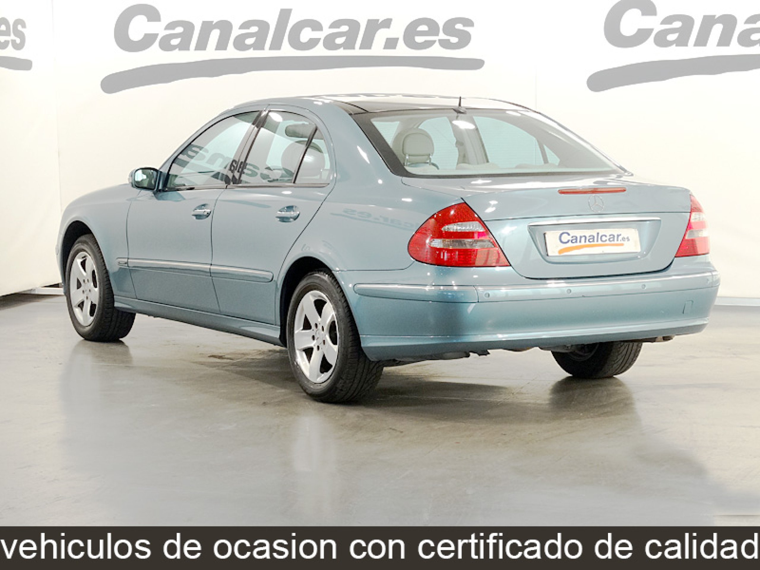 Foto Mercedes-Benz E 320 8