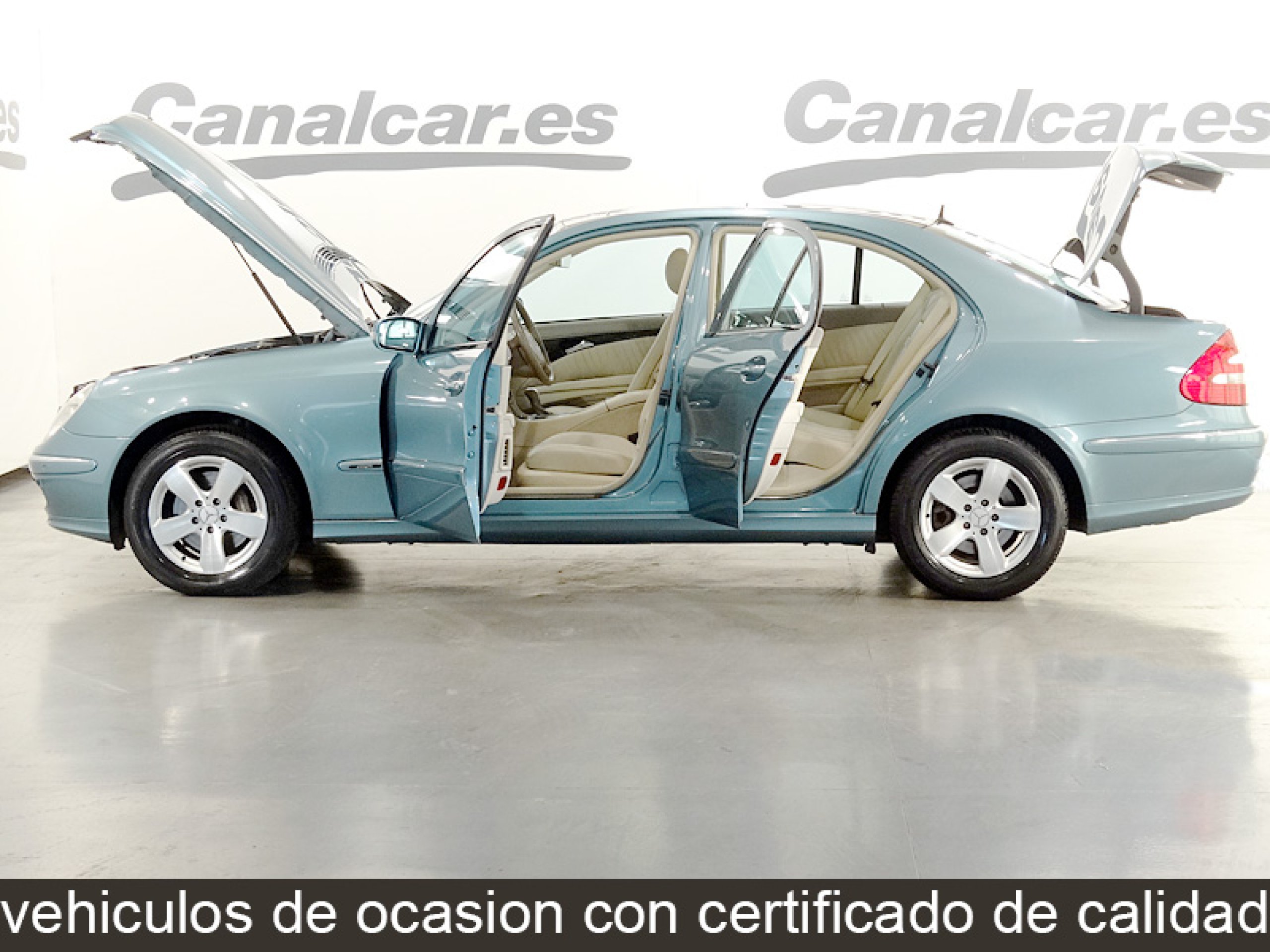 Foto Mercedes-Benz E 320 11