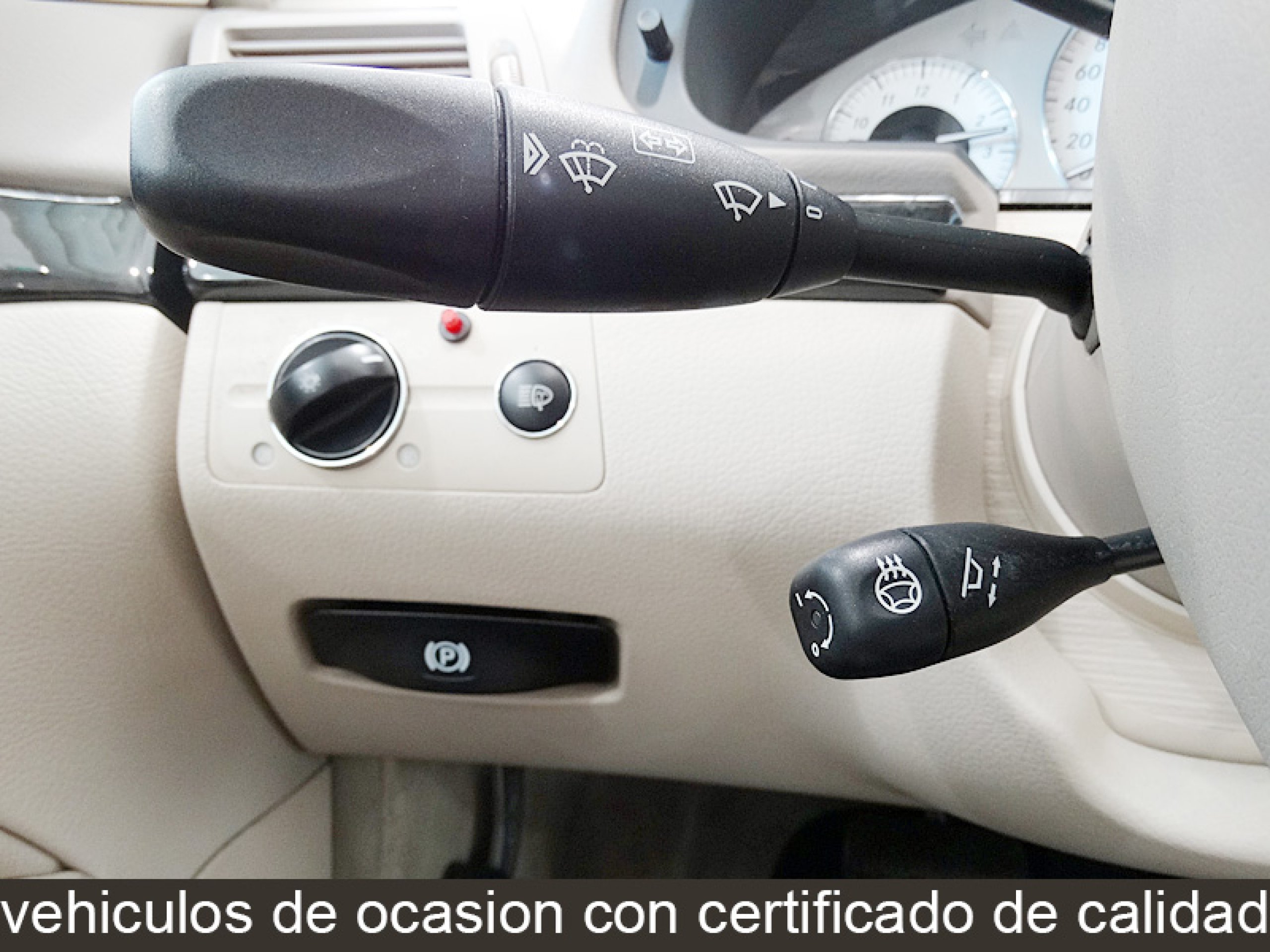 Foto Mercedes-Benz E 320 23