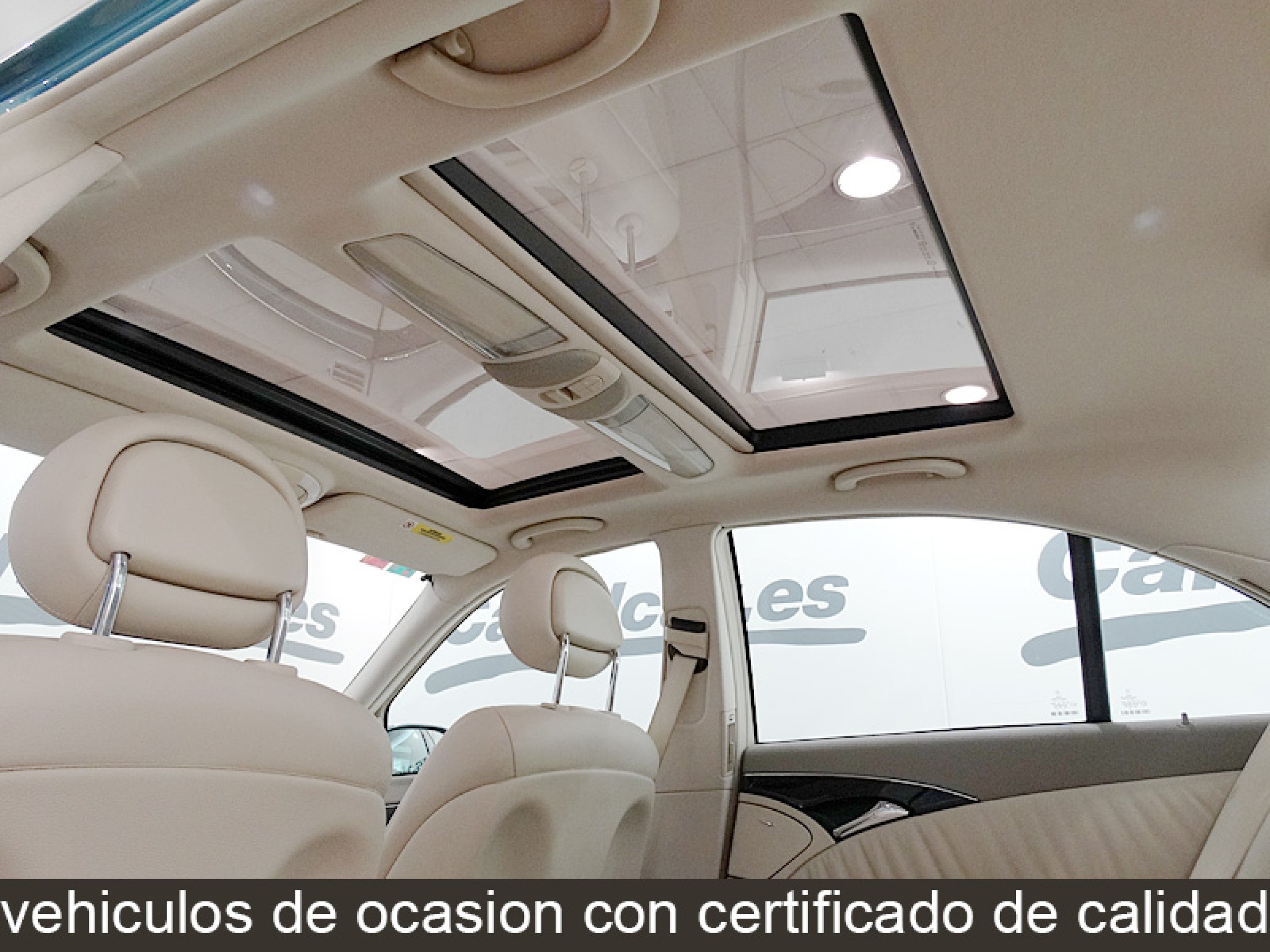 Foto Mercedes-Benz E 320 27