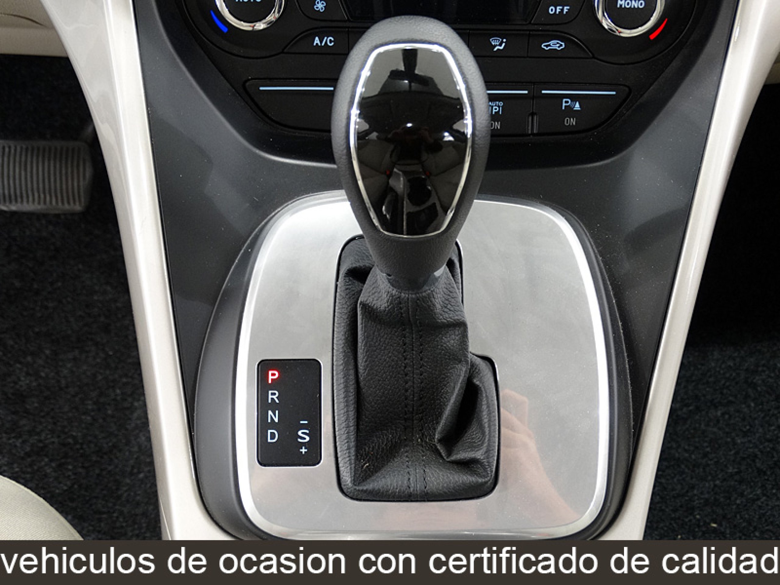 Foto Ford C-Max 31