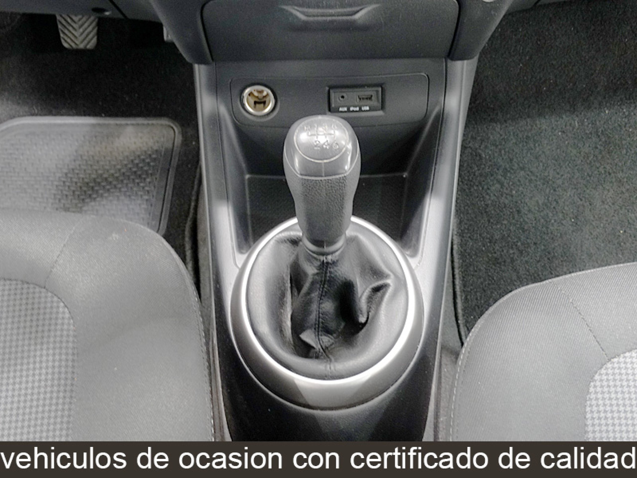 Foto Hyundai i20 36