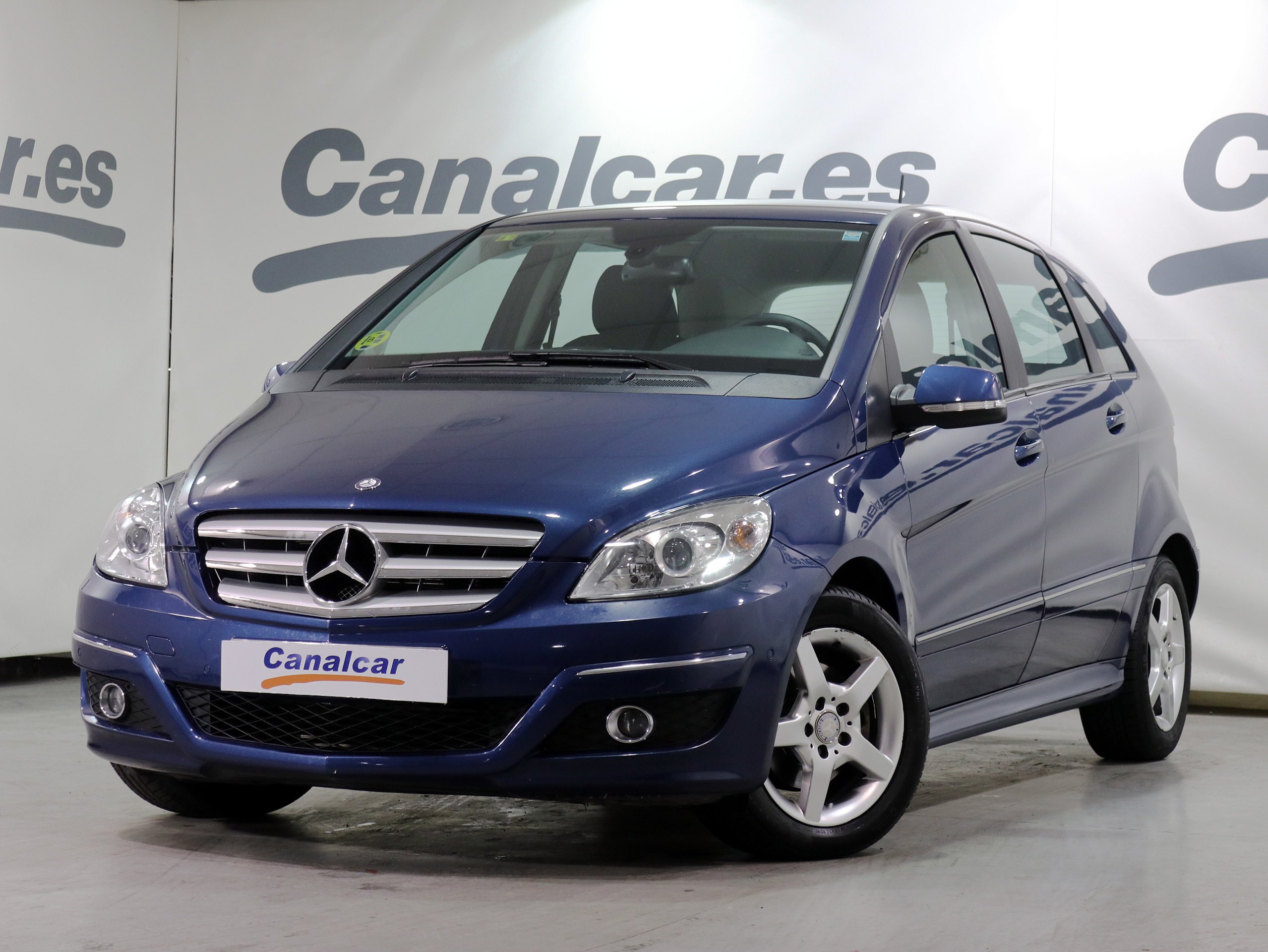 Foto Mercedes-Benz B 180 1
