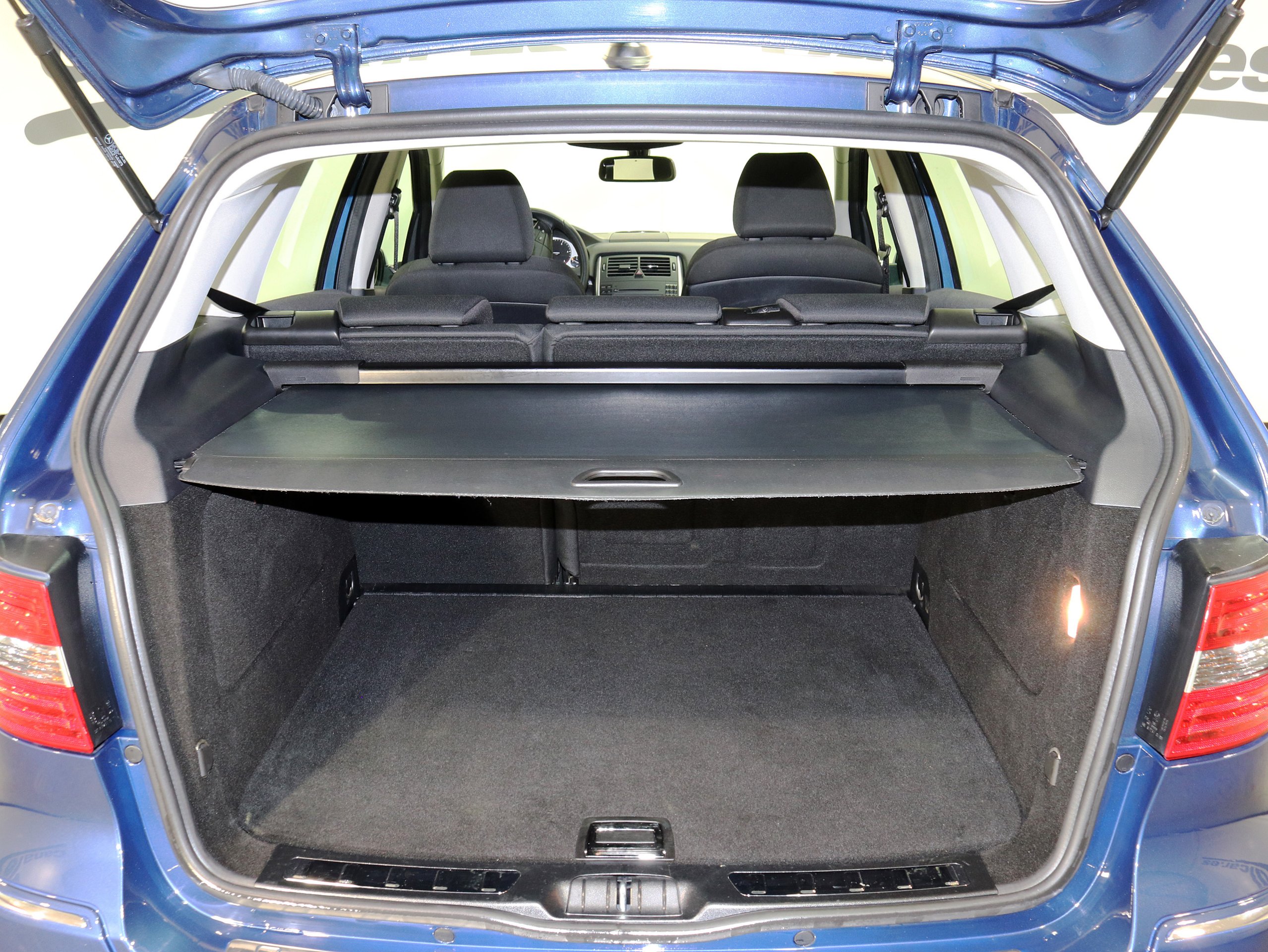 Foto Mercedes-Benz B 180 9