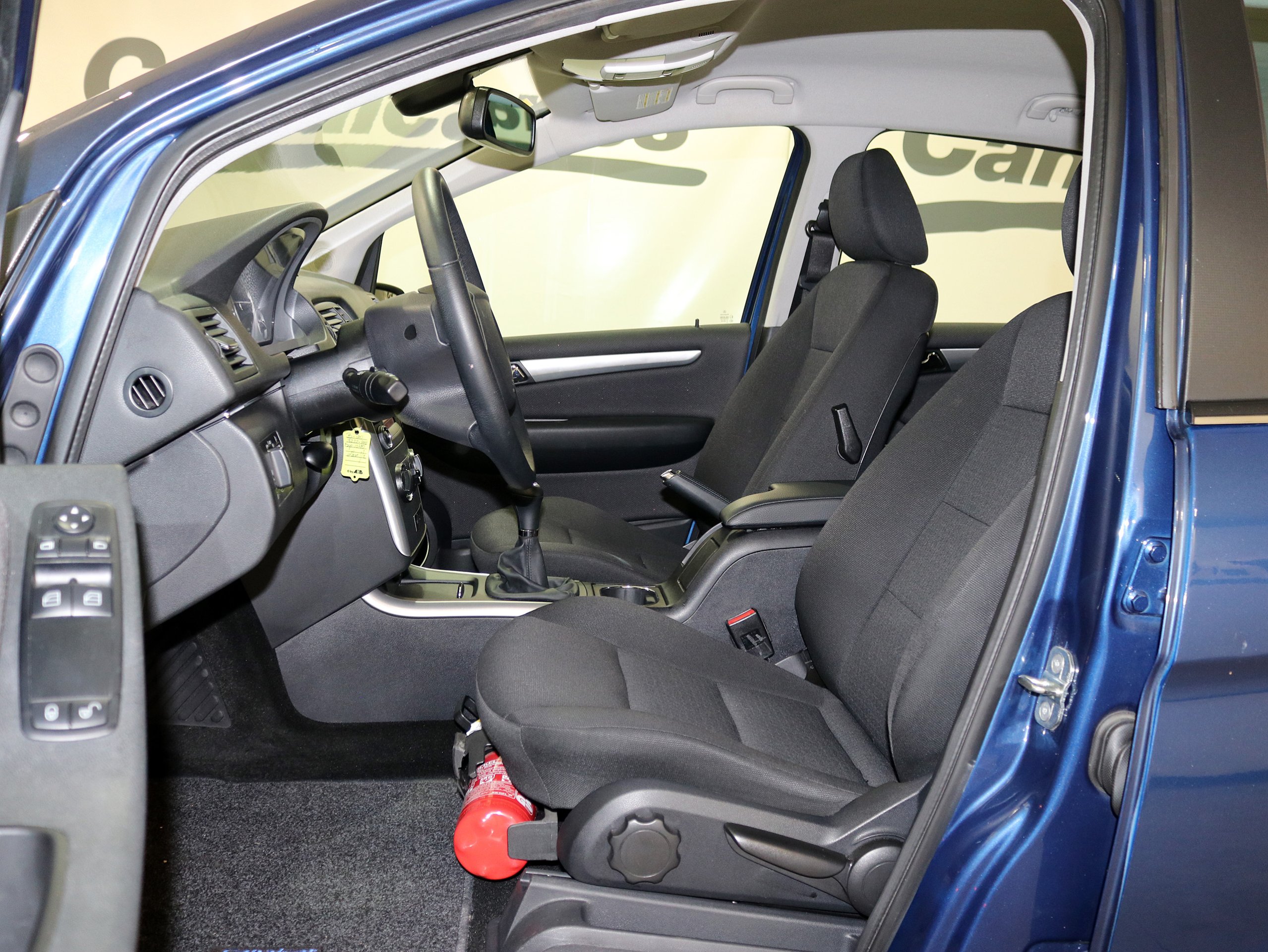 Foto Mercedes-Benz B 180 15